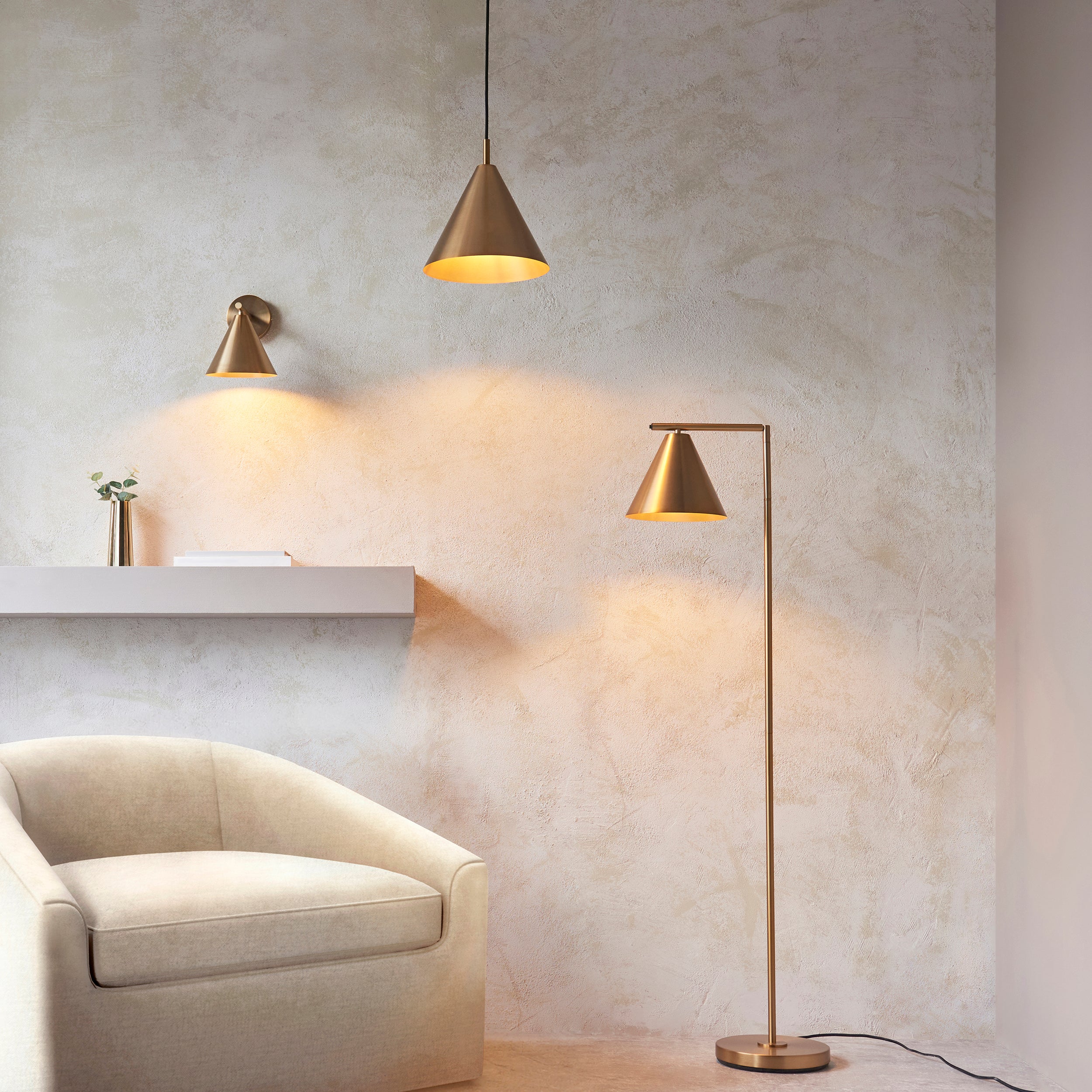 Cape Brass Wall Light-WAREHOUSE-40-290626
