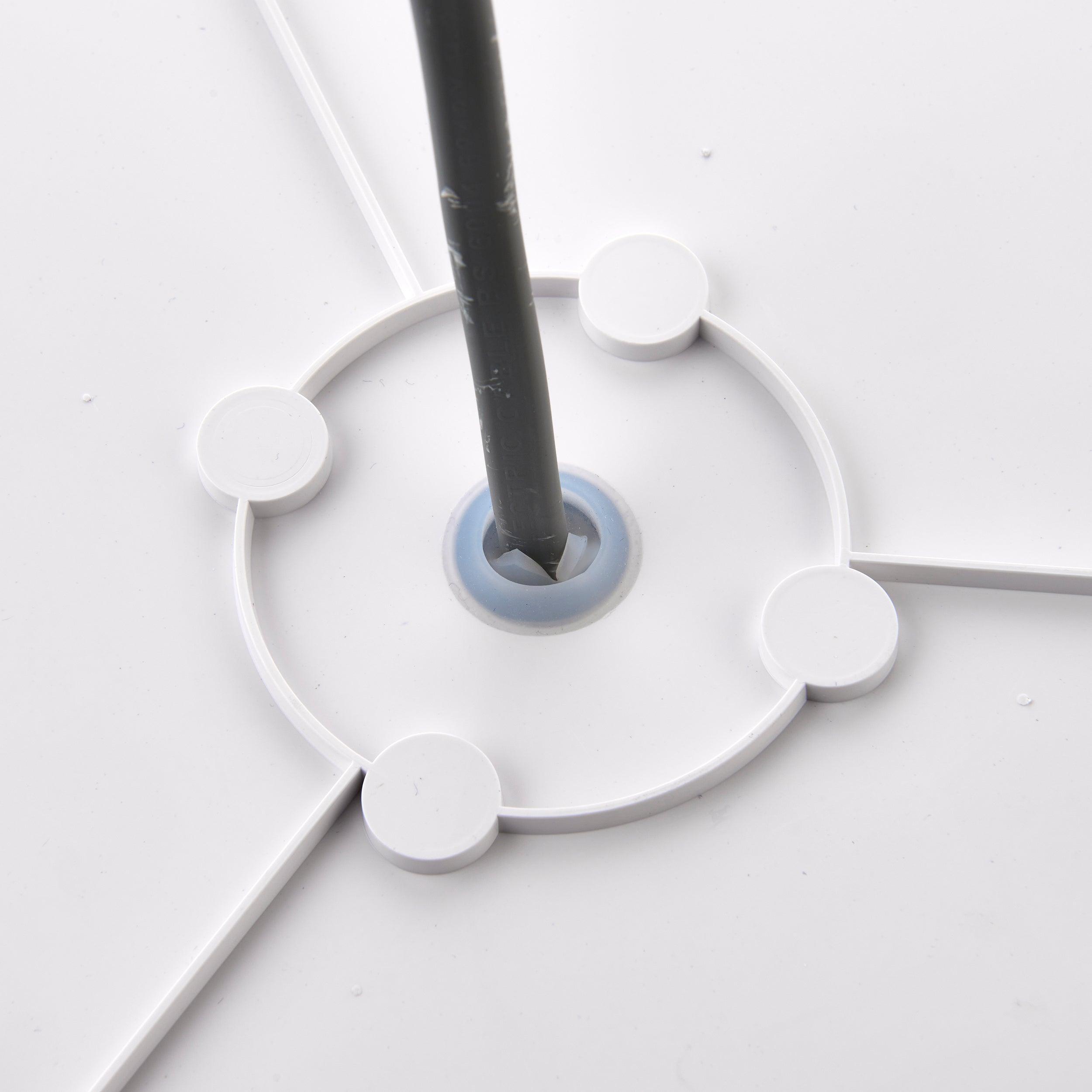 heropro xl ip65 emergency led outdoor bulkhead flush light cct saxby lighting, close up LED Lamp Image 16