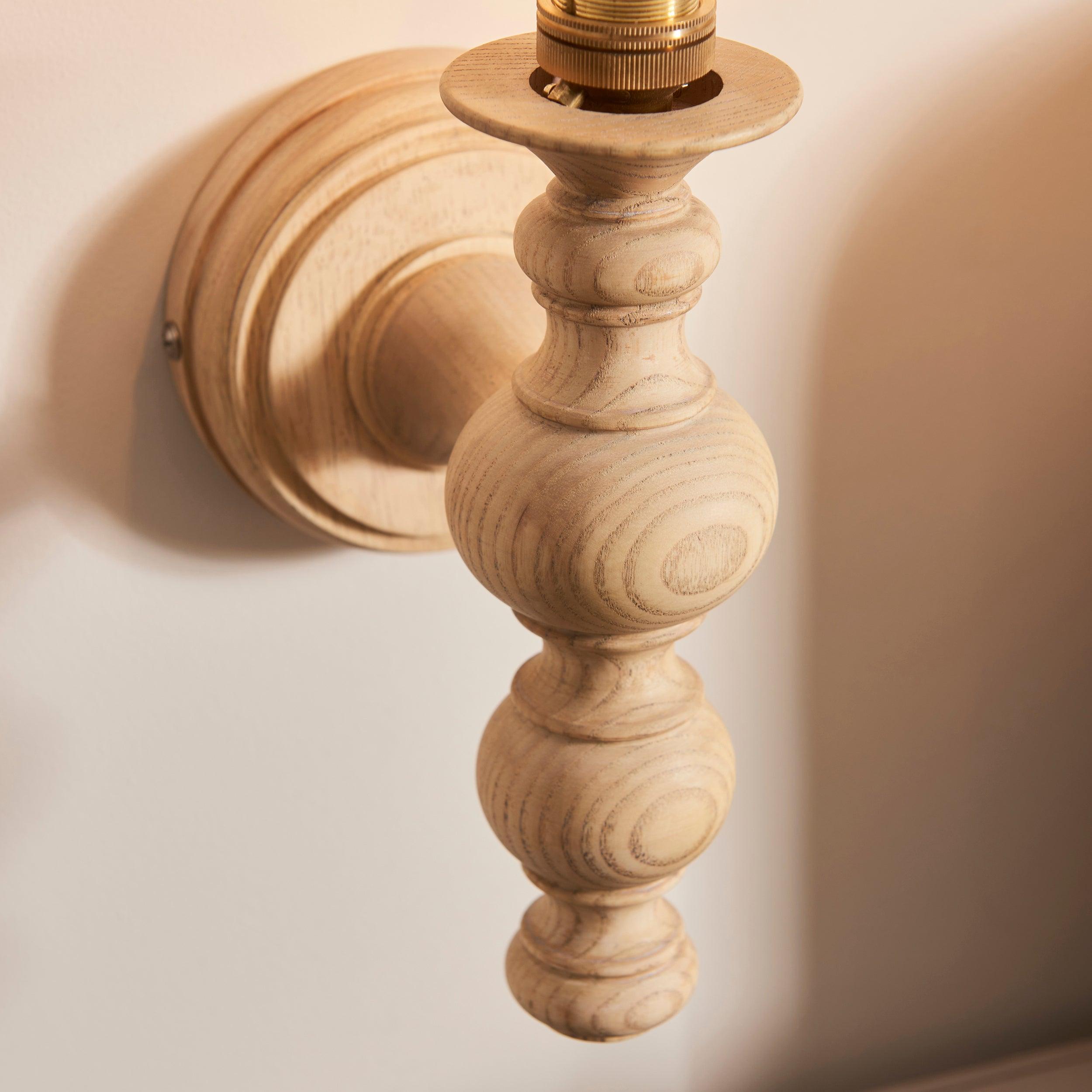 Bibury Wooden Wall Light Fitting