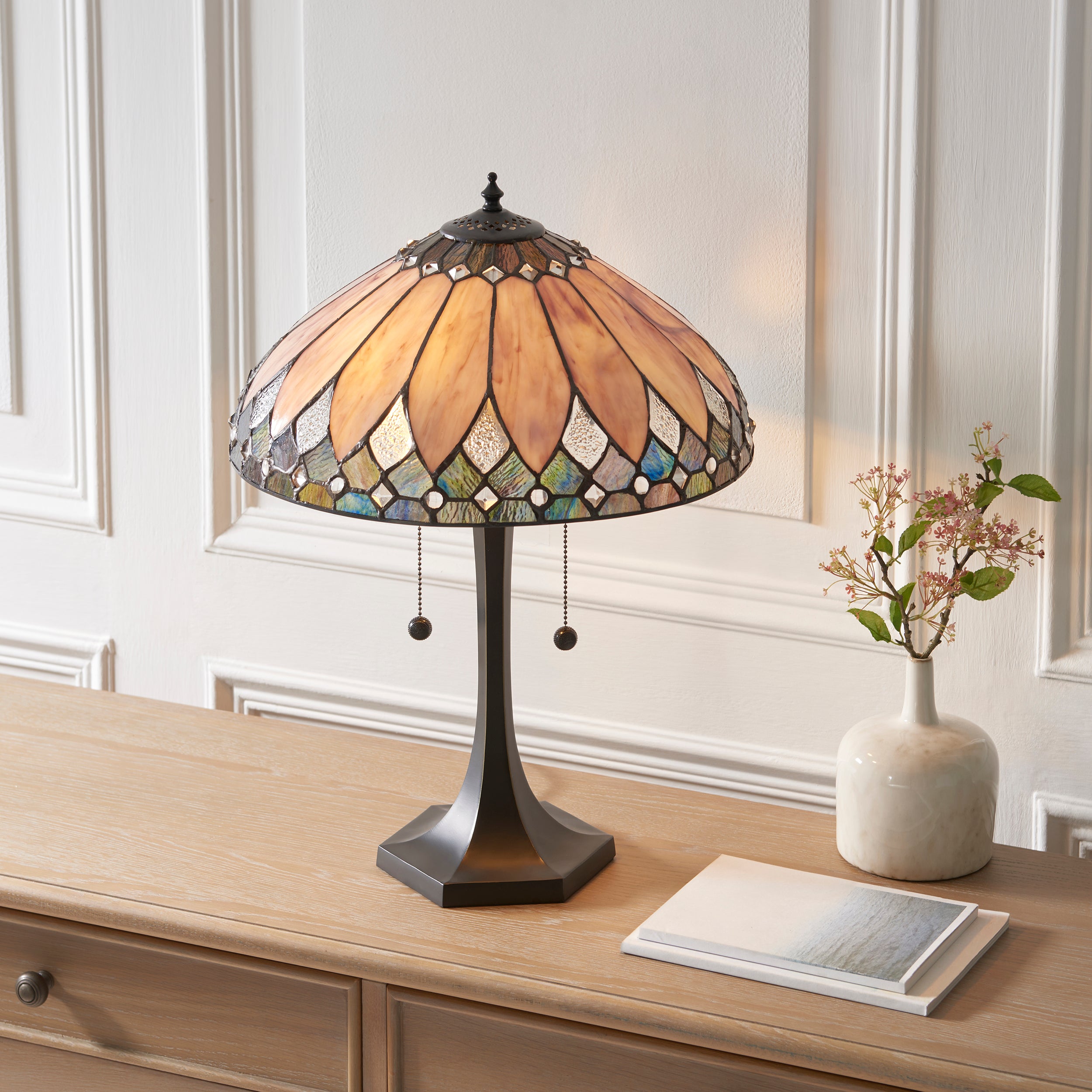 Interiors 1900 Brooklyn Medium 2 Light Tiffany Table Lamp