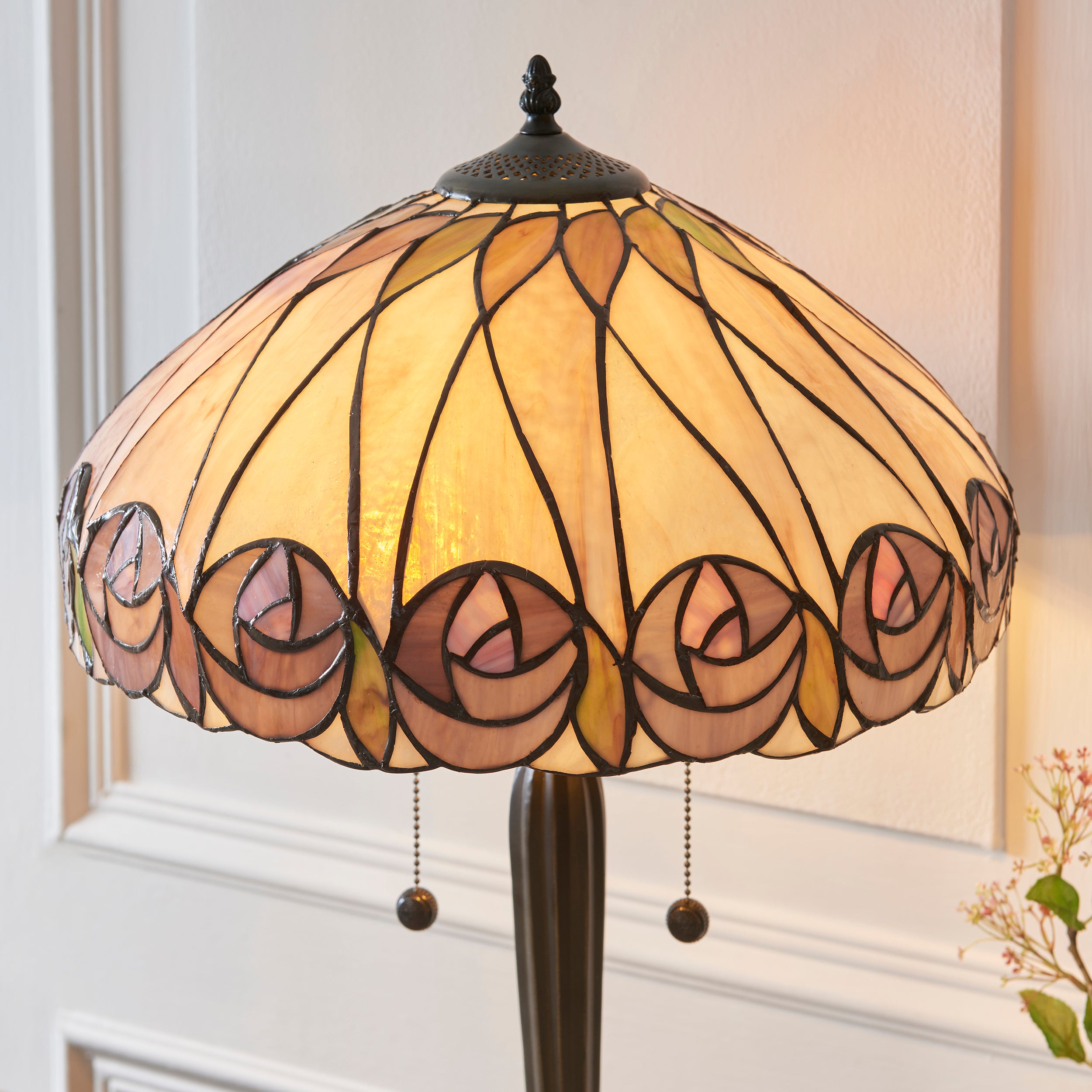 Interiors 1900 Hutchinson Large 2 Light Tiffany Table Lamp
