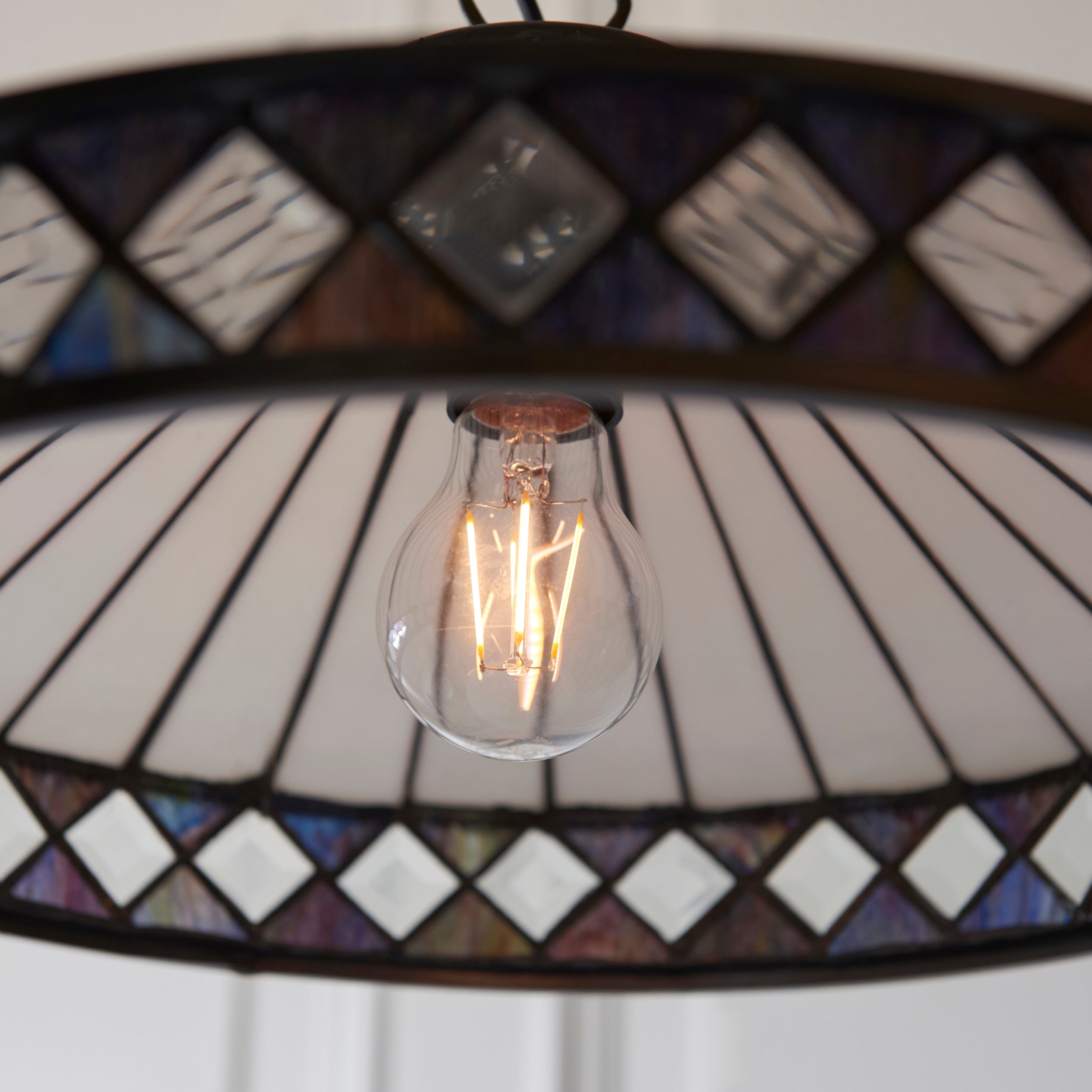 Fargo Medium Tiffany Ceiling Light 1 Bulb Fitting