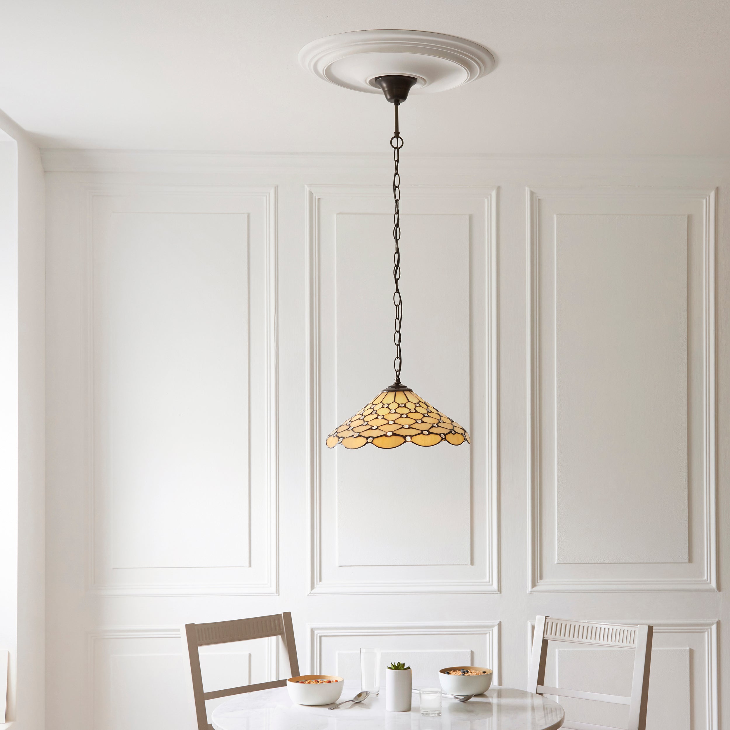 Pearl Tiffany Ceiling Light - Single Bulb Fitting