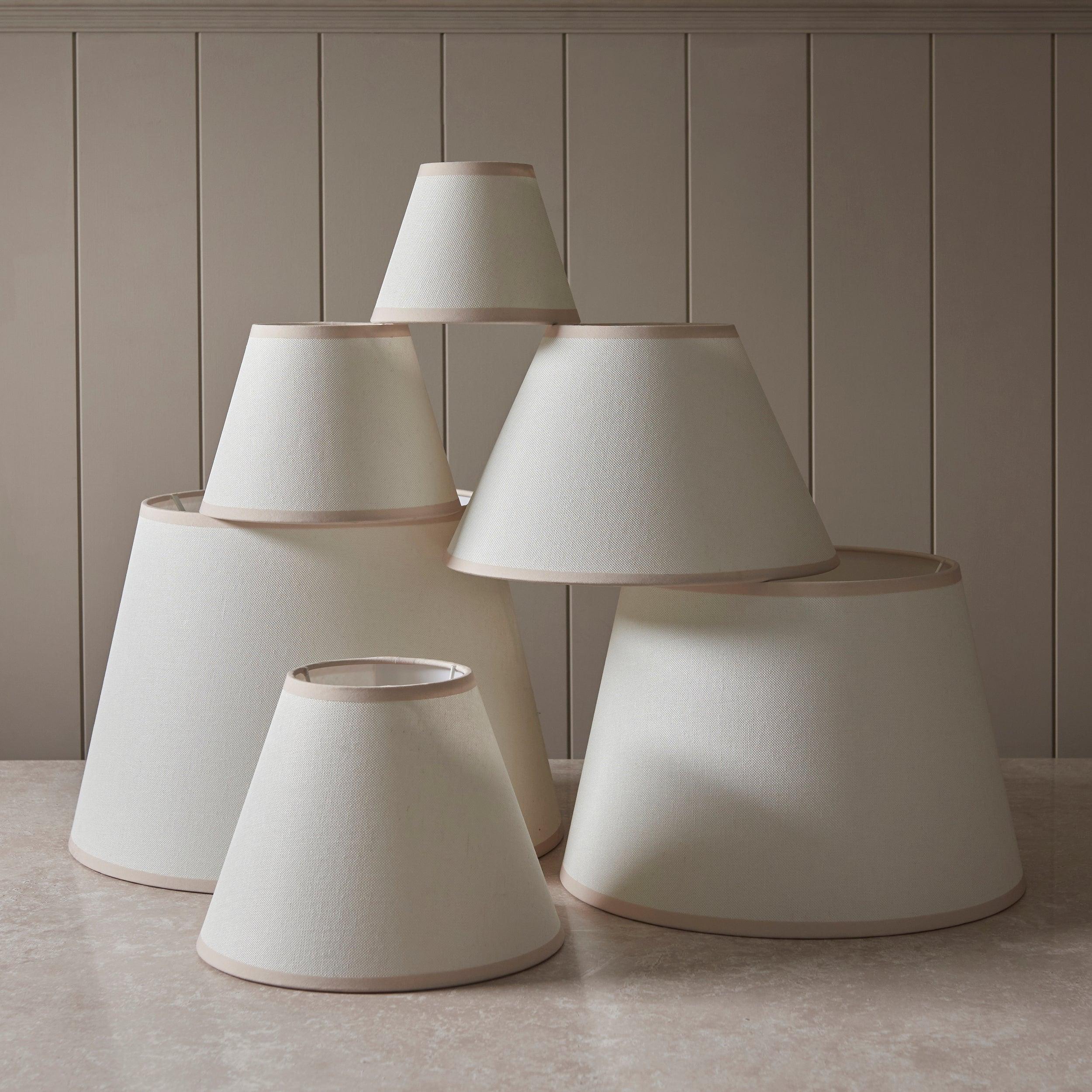 Ivy 25cm White Lamp Shade