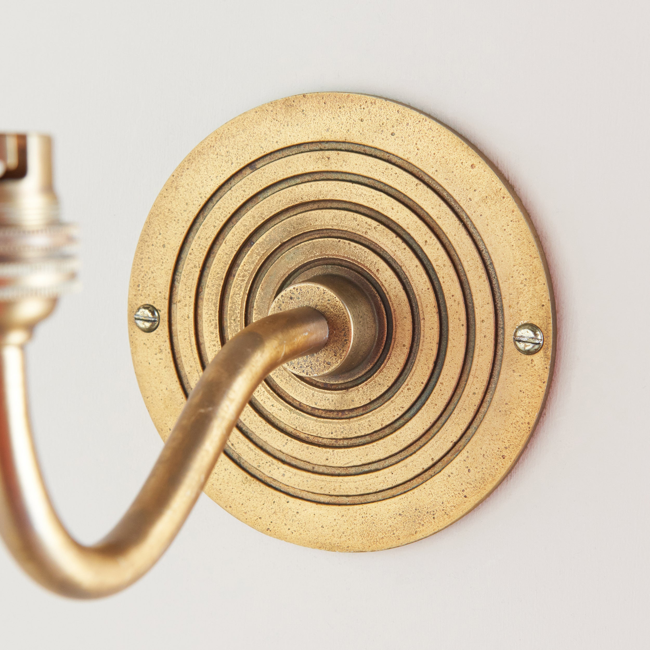 Ripple Curve Brass Wall Fitting