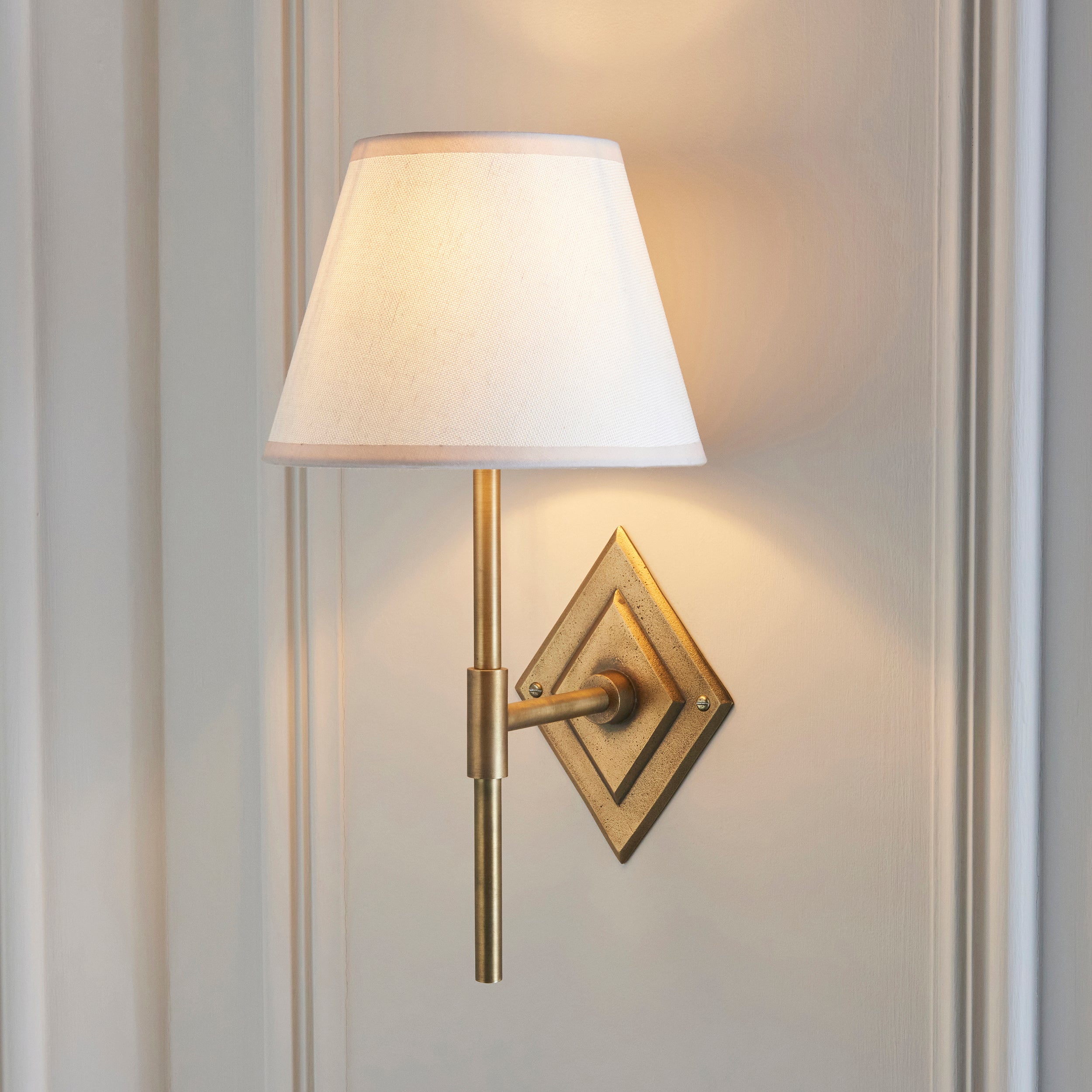 Diamond Brass Tall Wall Light & White Ivy 20cm Shade