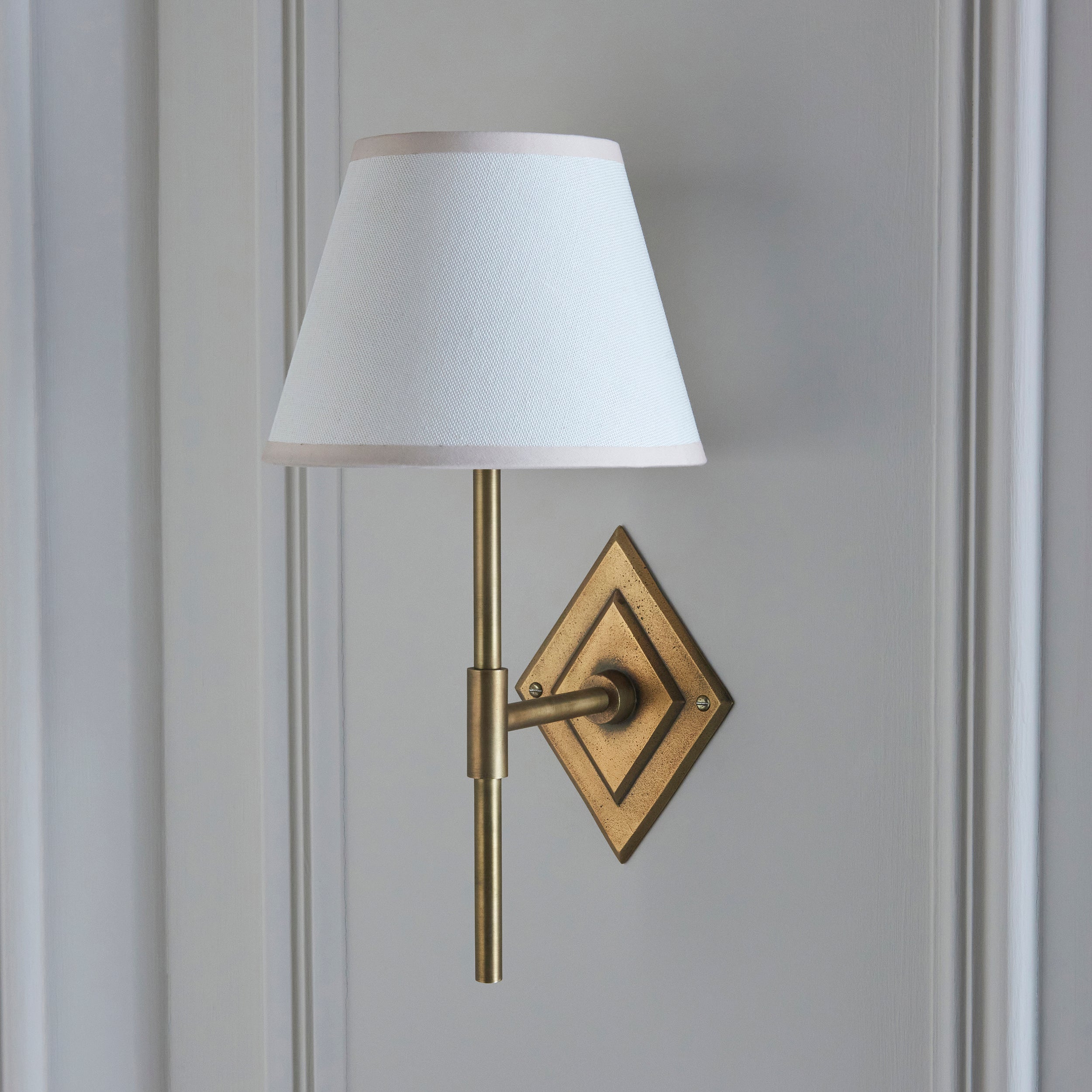 Diamond Brass Tall Wall Light & White Ivy 20cm Shade