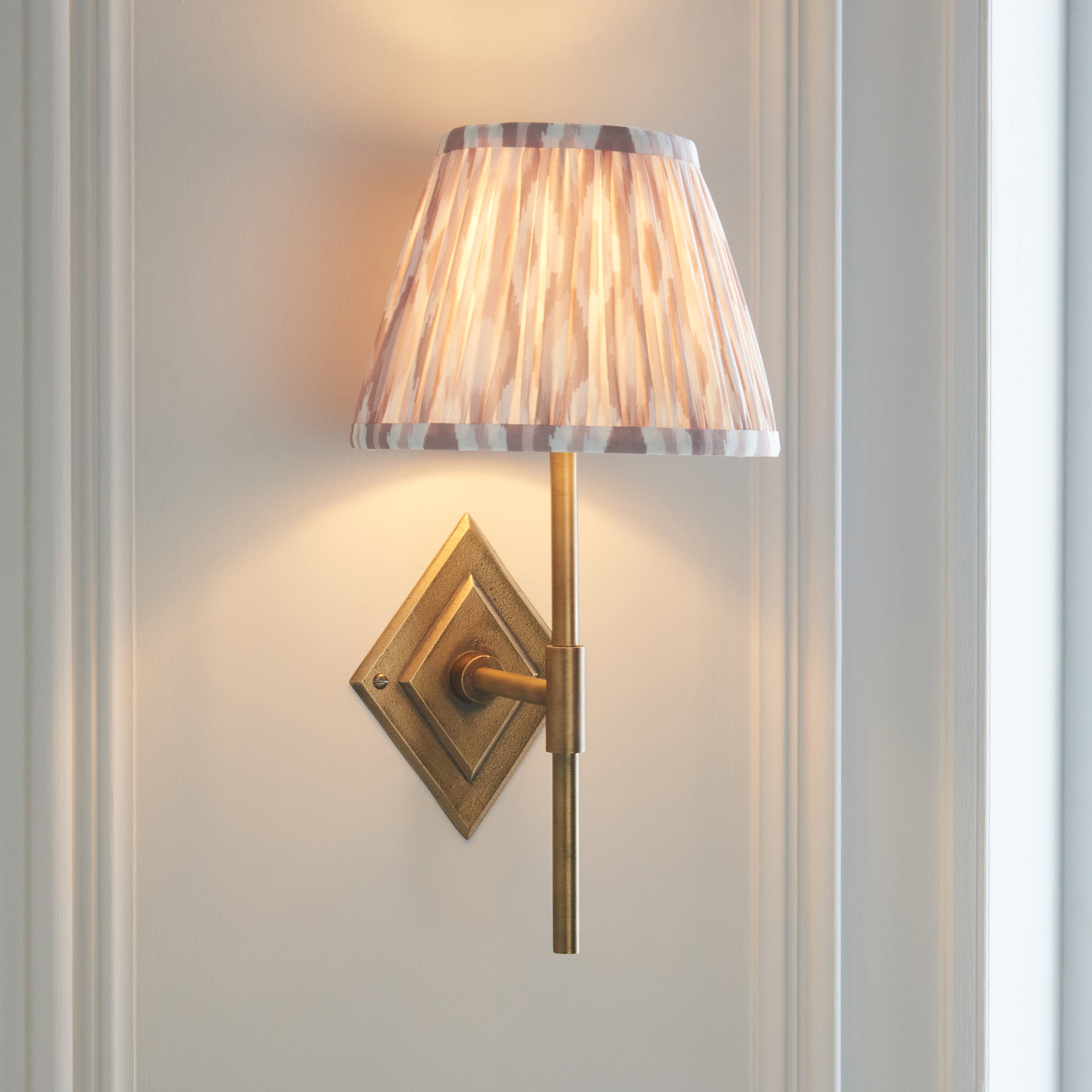 Diamond Brass Tall Wall Light & Neutral Ikat 20cm Shade