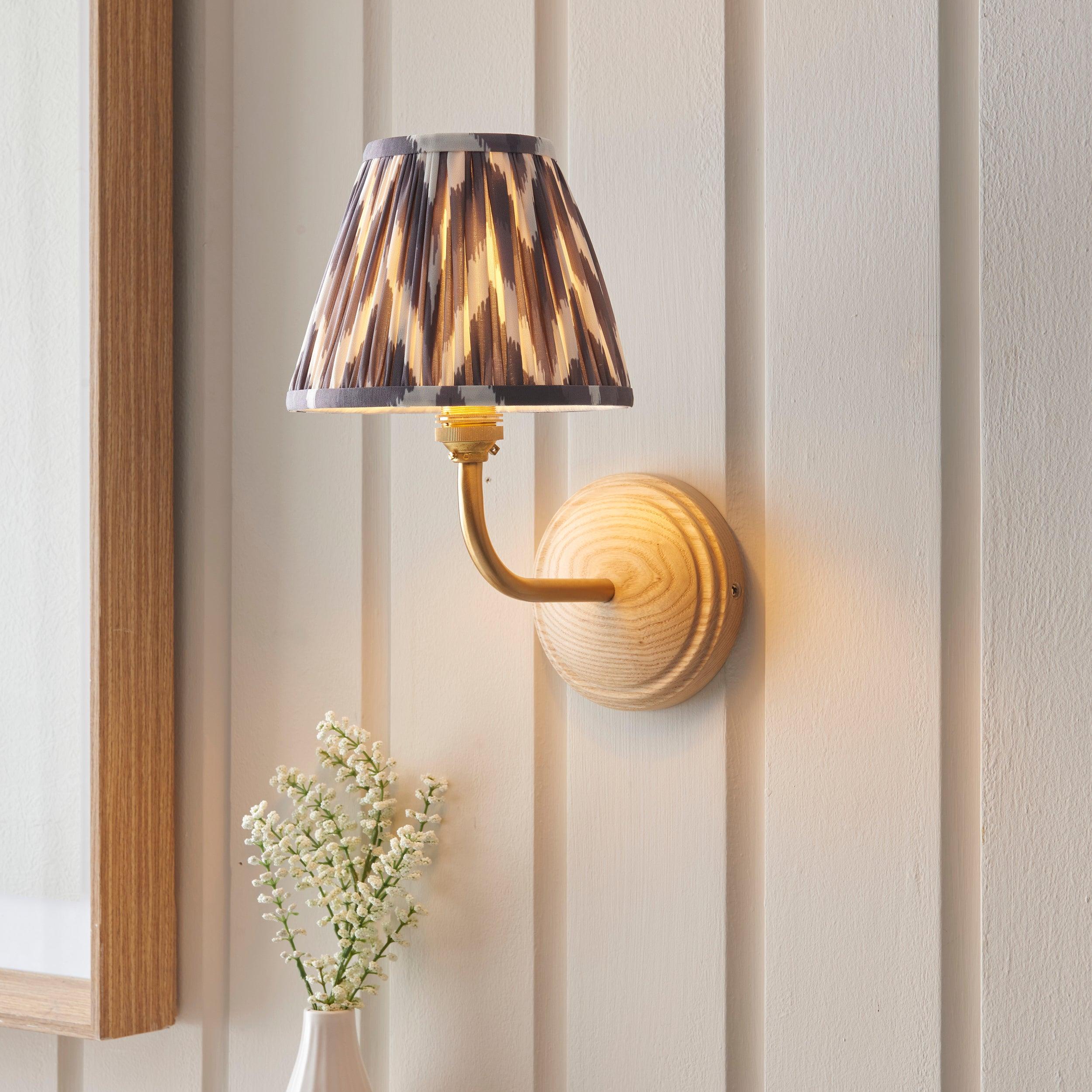 Wood Arc Wall Light & Zigzag 16cm Pearl Grey Shade
