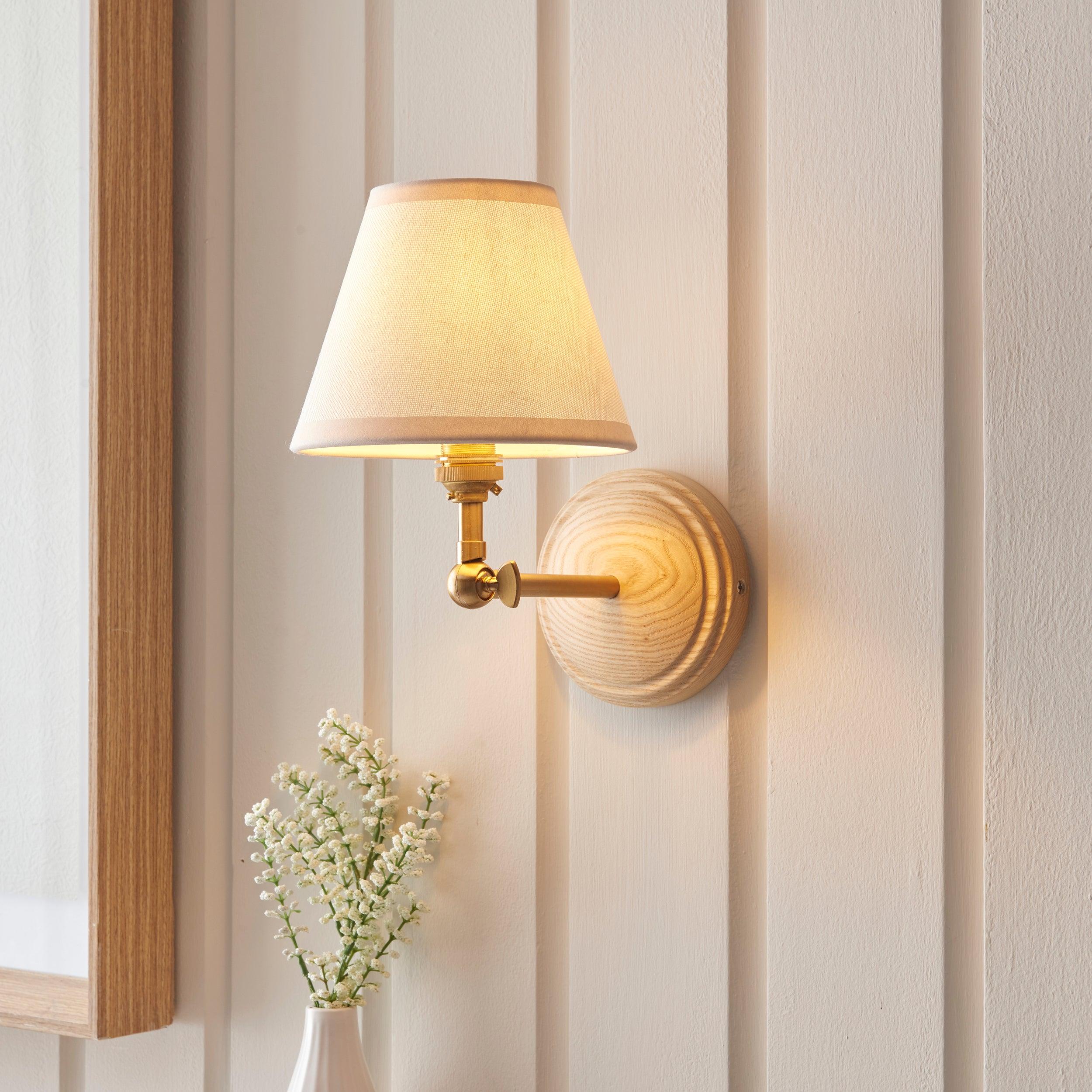 Wood Wing Wall Light & Ivy 16cm Vintage white Shade