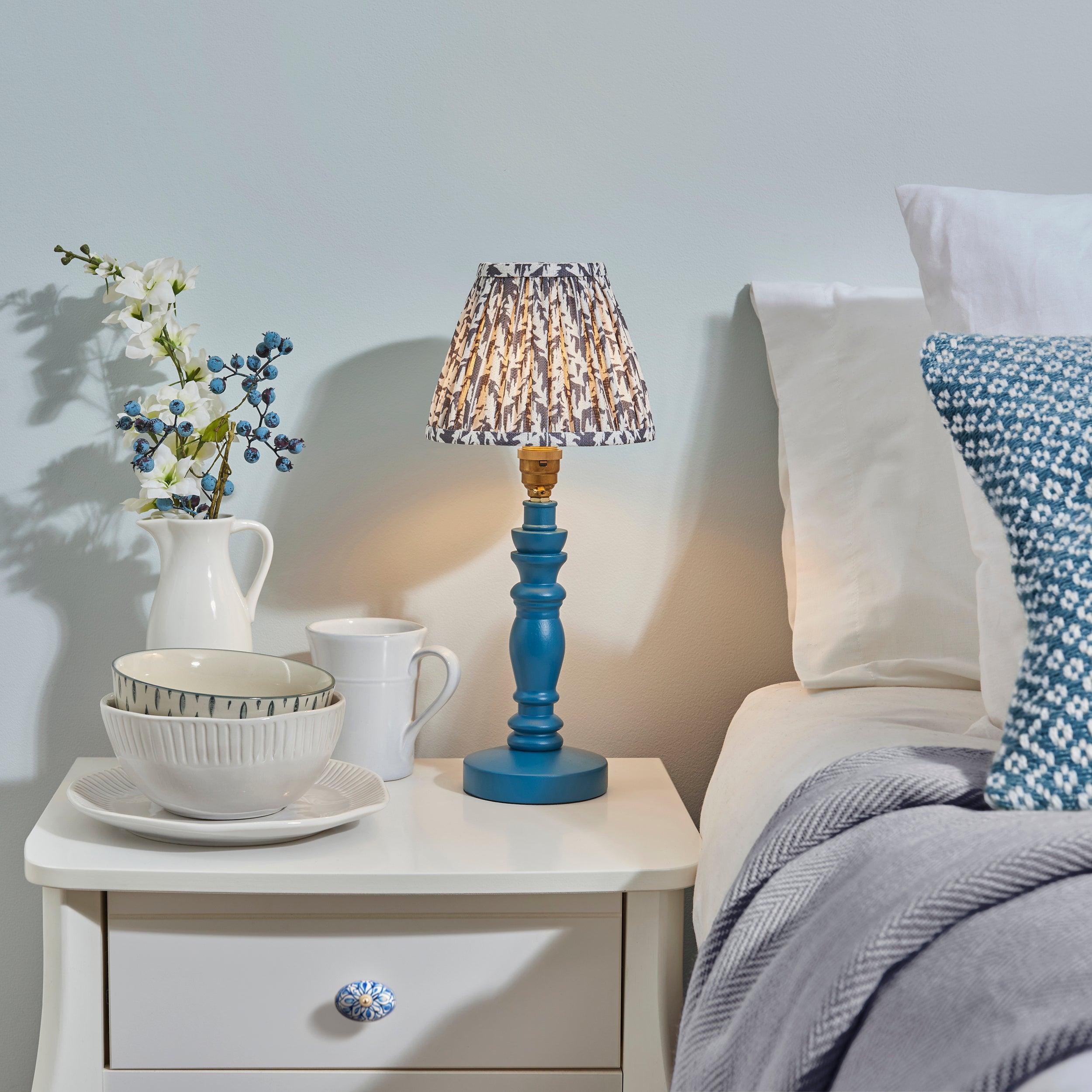 Bibury Blue Table Lamp & Leaf 16cm Pearl Grey Shade