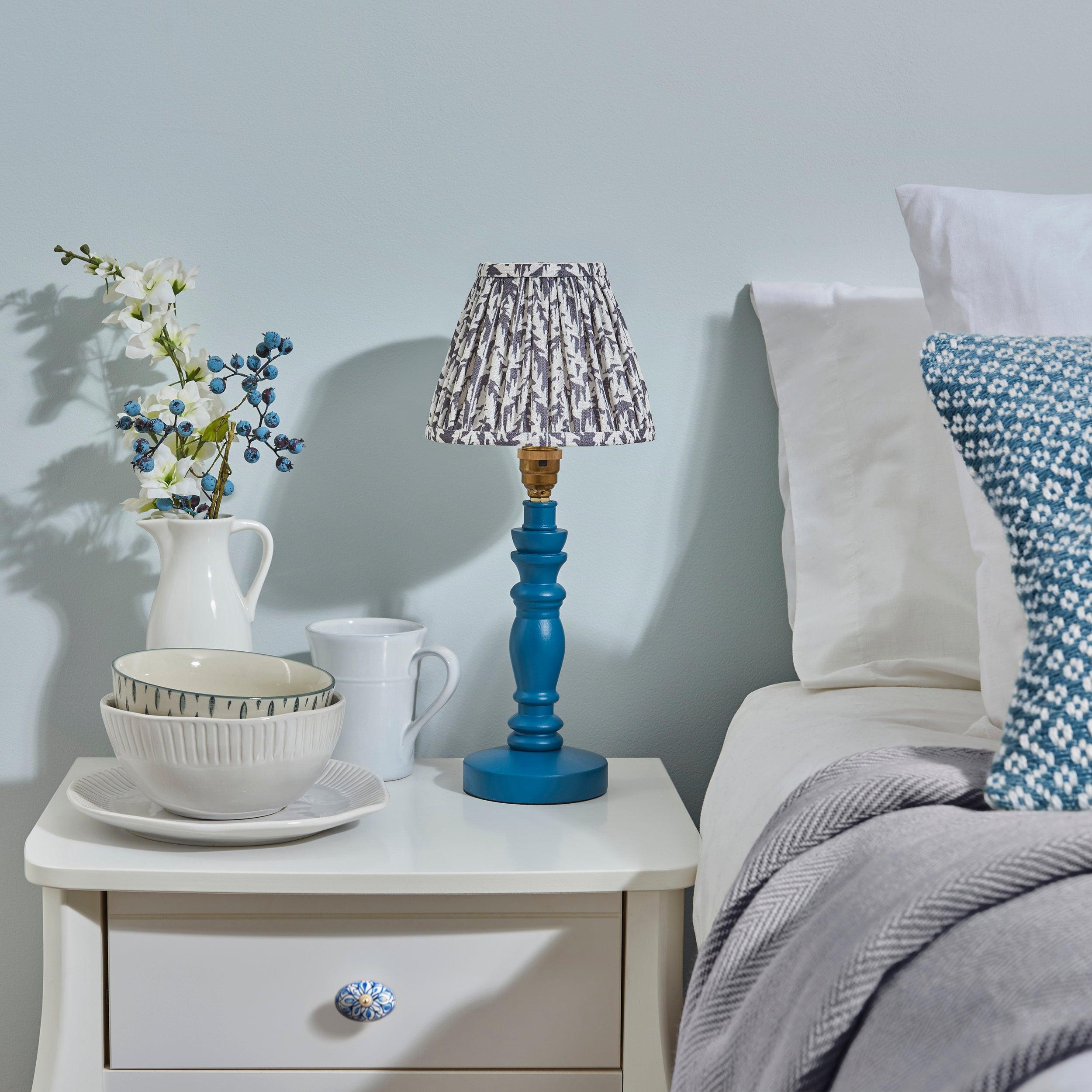 Bibury Blue Table Lamp & Leaf 16cm Pearl Grey Shade