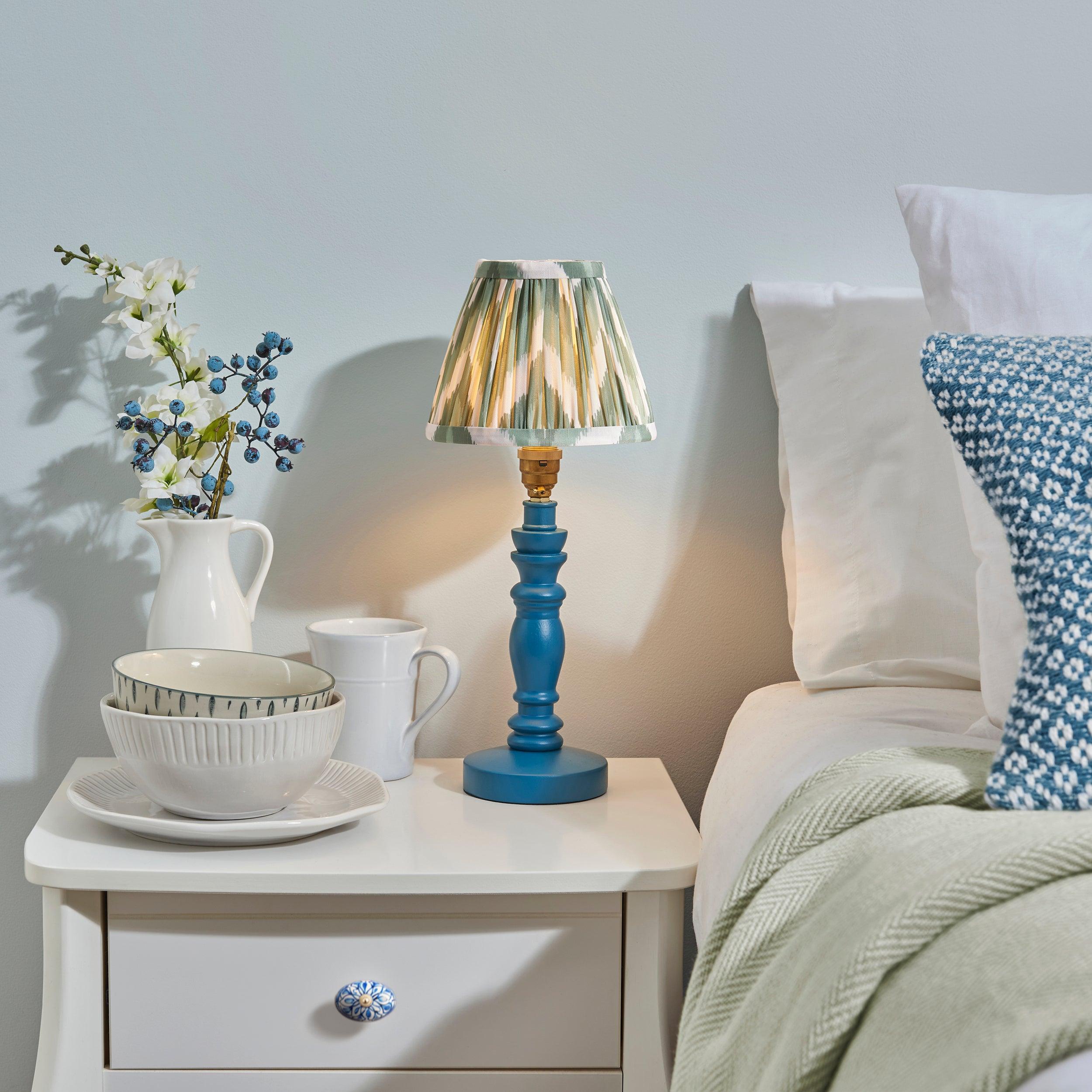 Bibury Blue Table Lamp & Zigzag 16cm Cotswold Green Shade