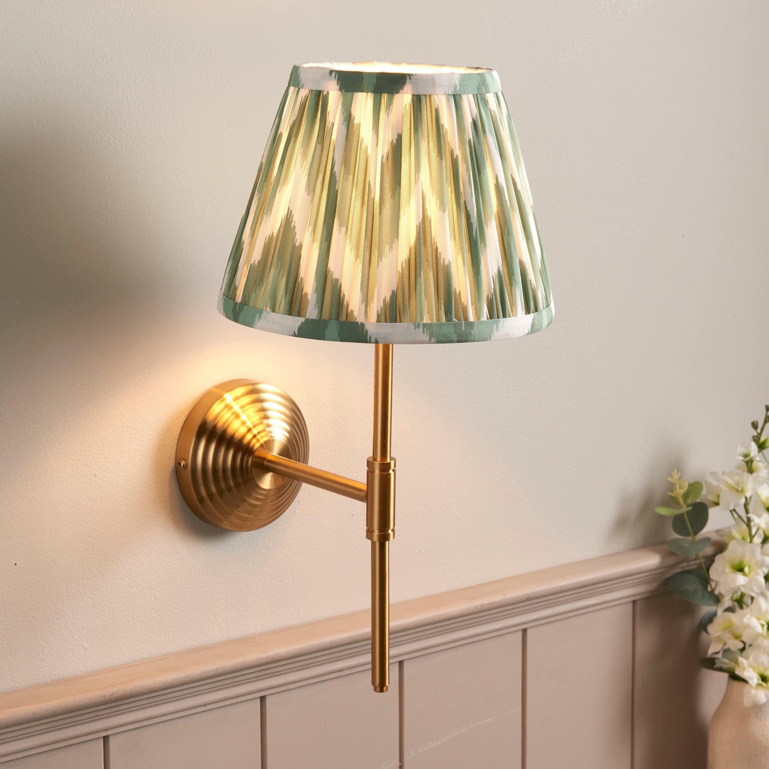 Obelisk Brass Wall Light T Bar & Zigzag 20cm Cotswold Green Shade