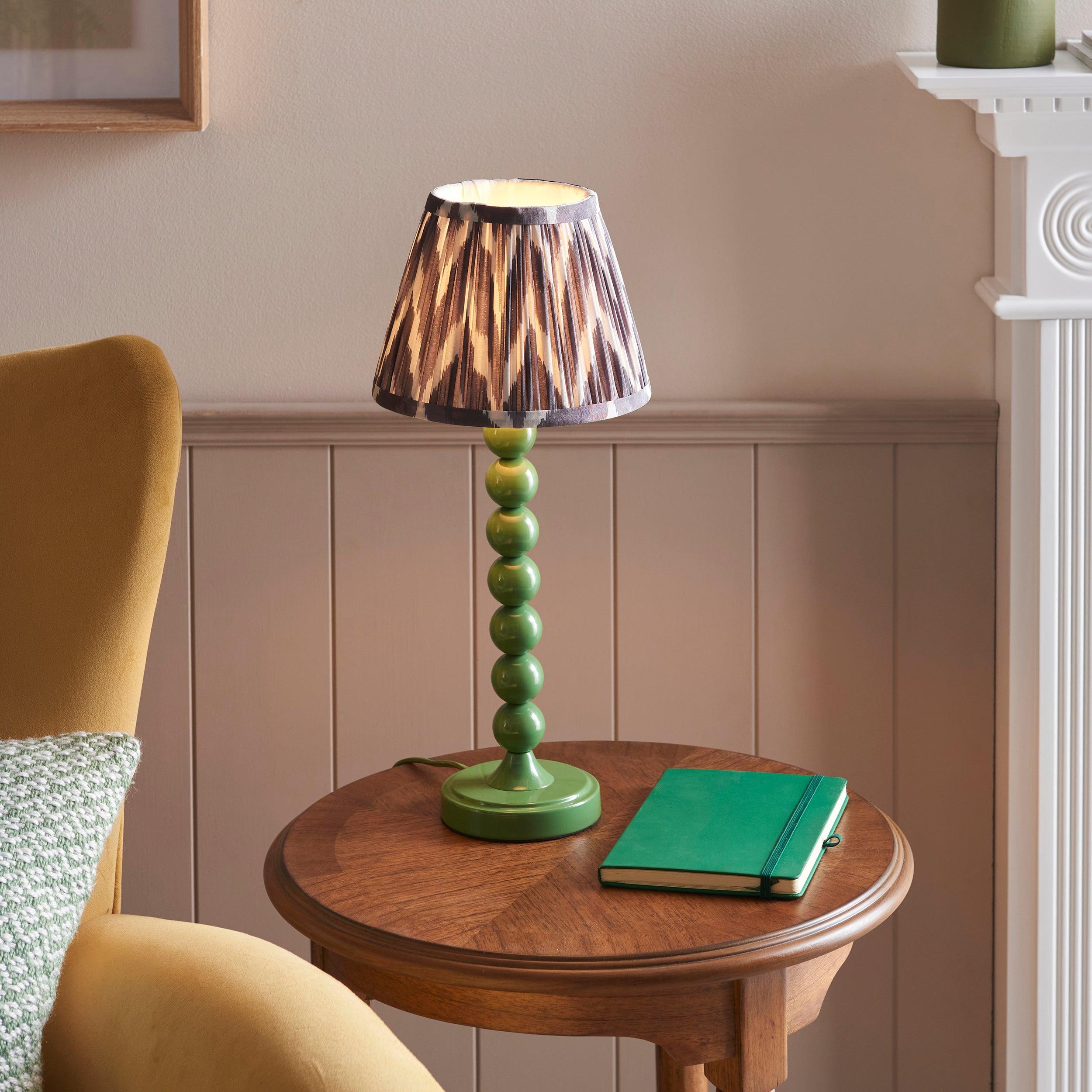 Higgledy Green Table Lamp & Zigzag 20cm Pearl Grey Shade