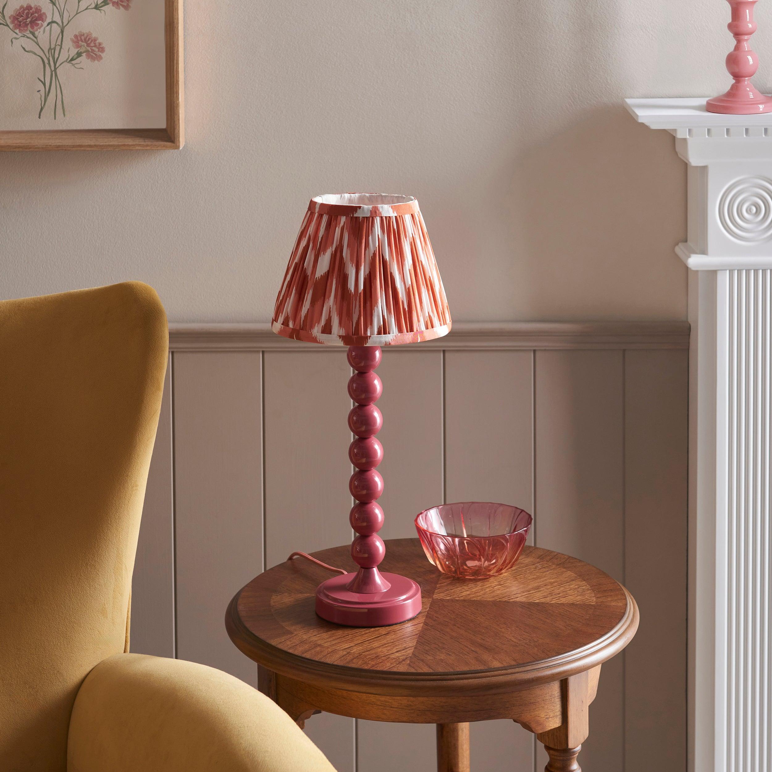 Higgledy Pink Table Lamp & Zigzag 20cm Apricot Orange Shade