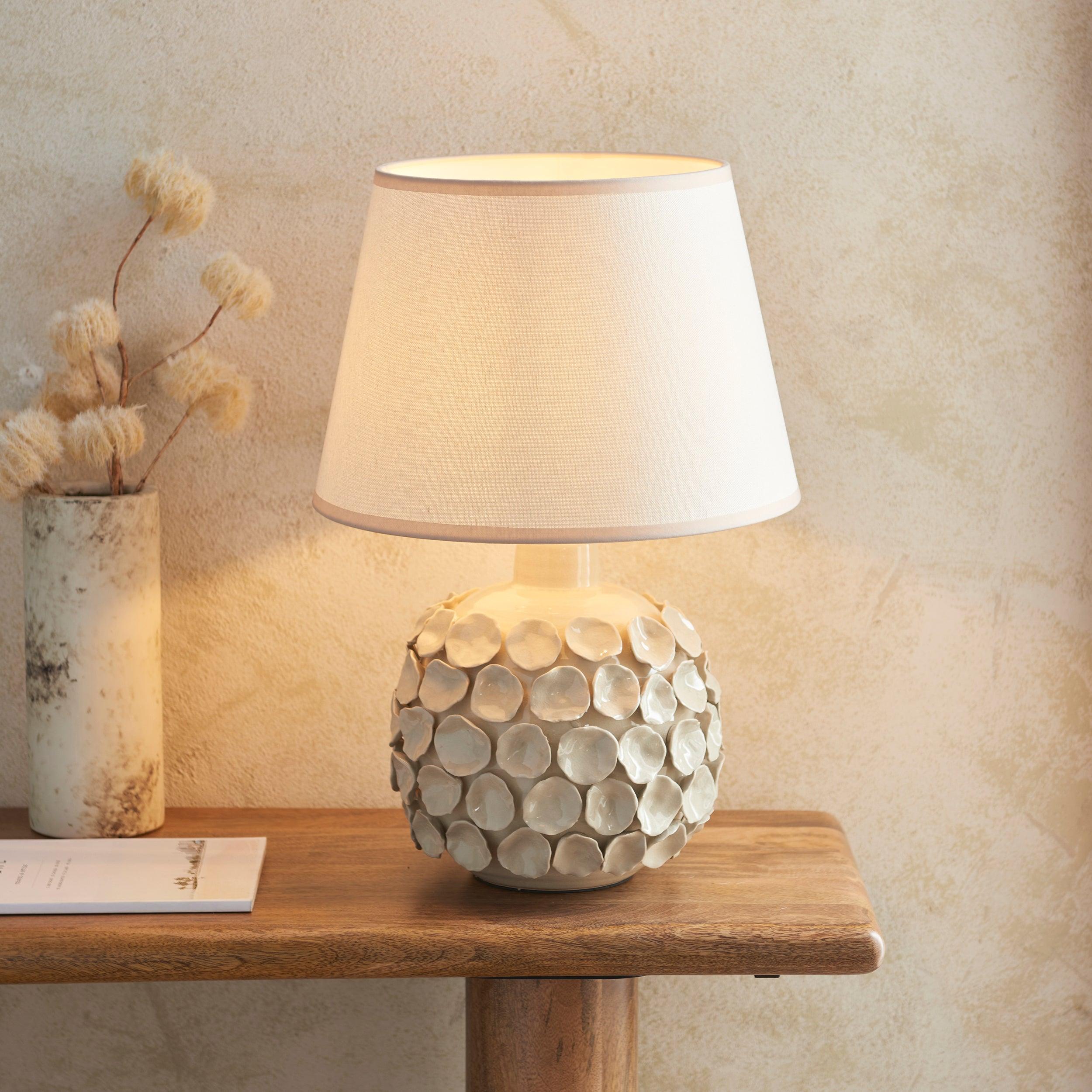 Borello Ivory Ceramic Table Lamp & Ivy 35cm Vintage White Shade