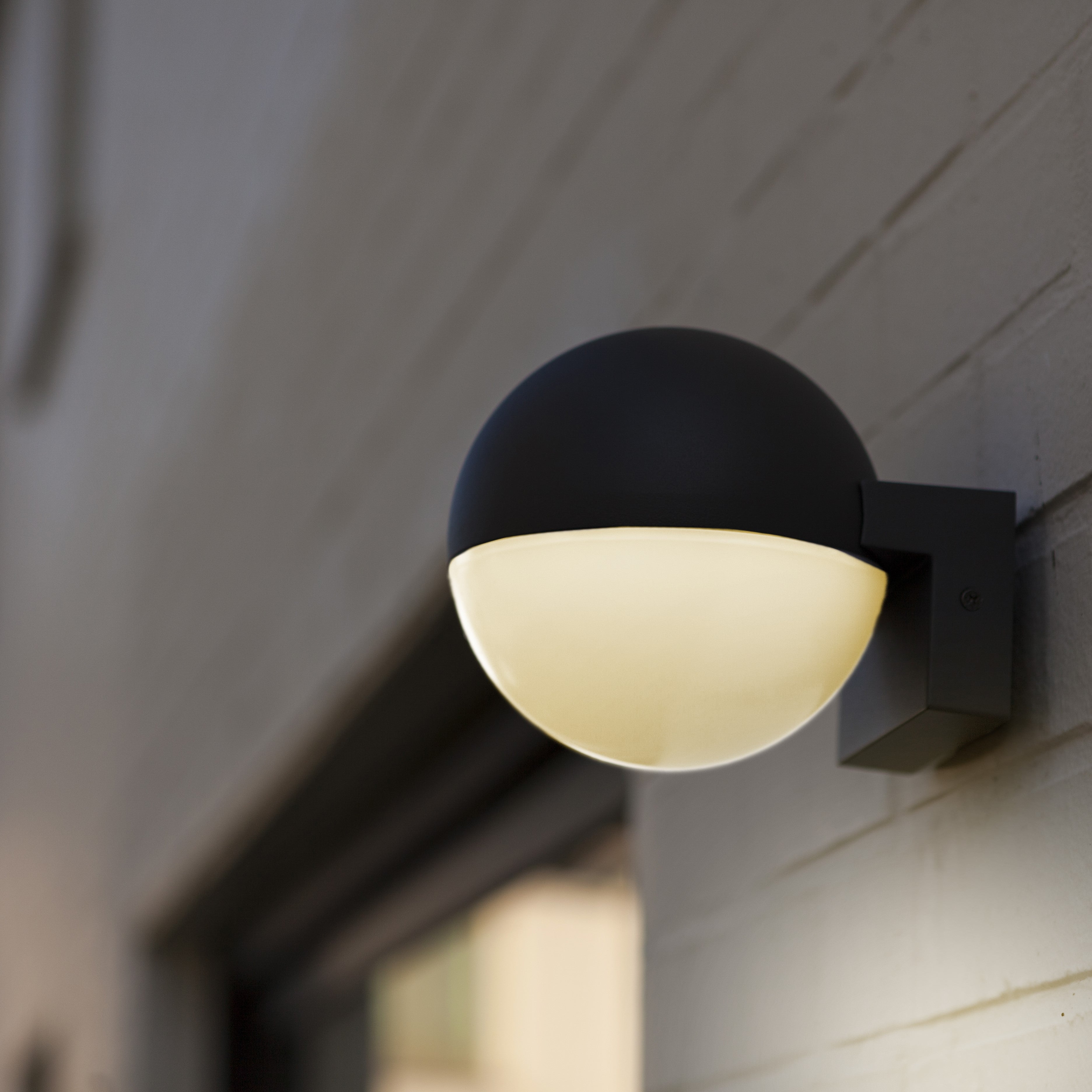 Lutec Looma E27 Down Light IP54 Adjustable Outdoor Wall Light