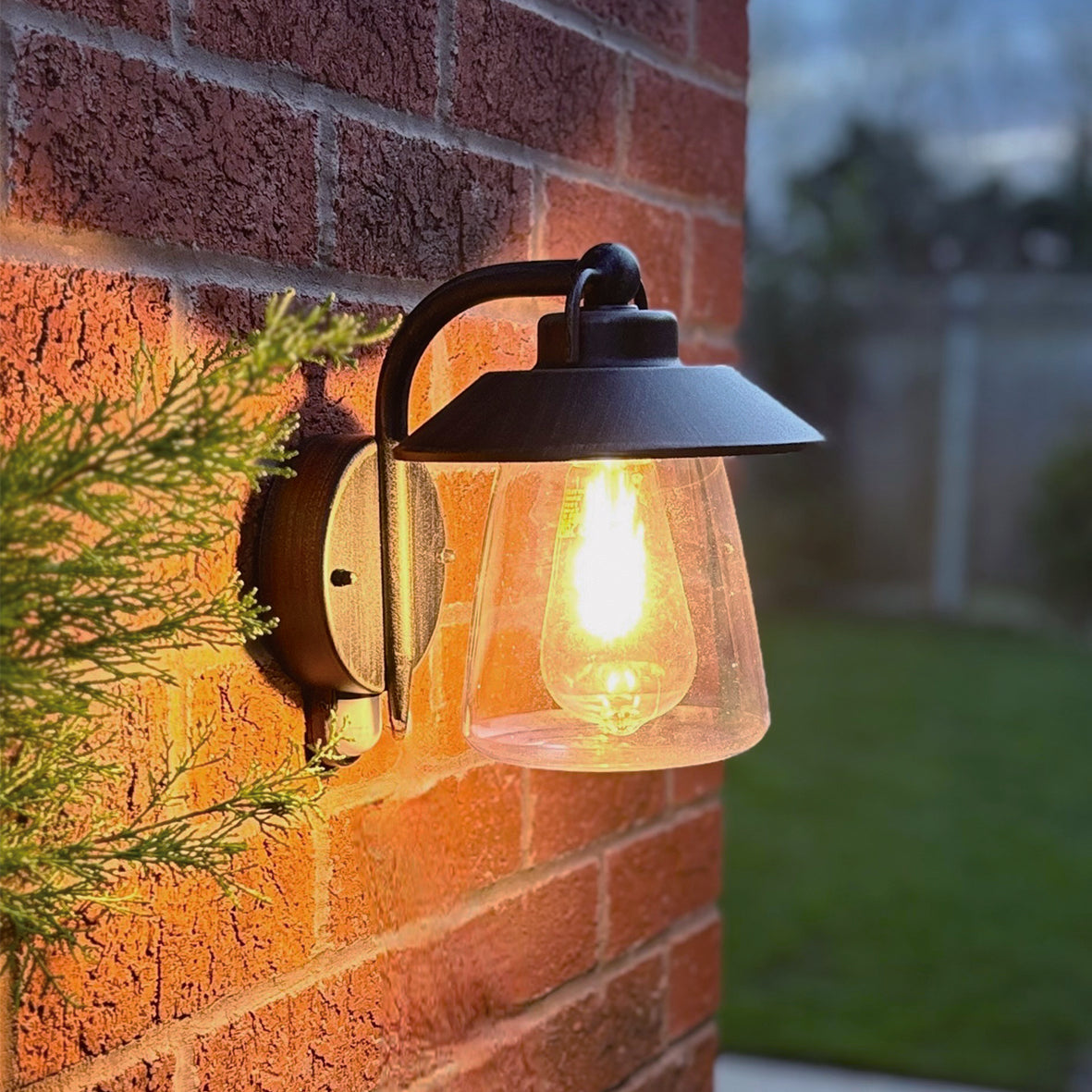 Lutec Cate PIR Outdoor Wall Light - Black-Rust