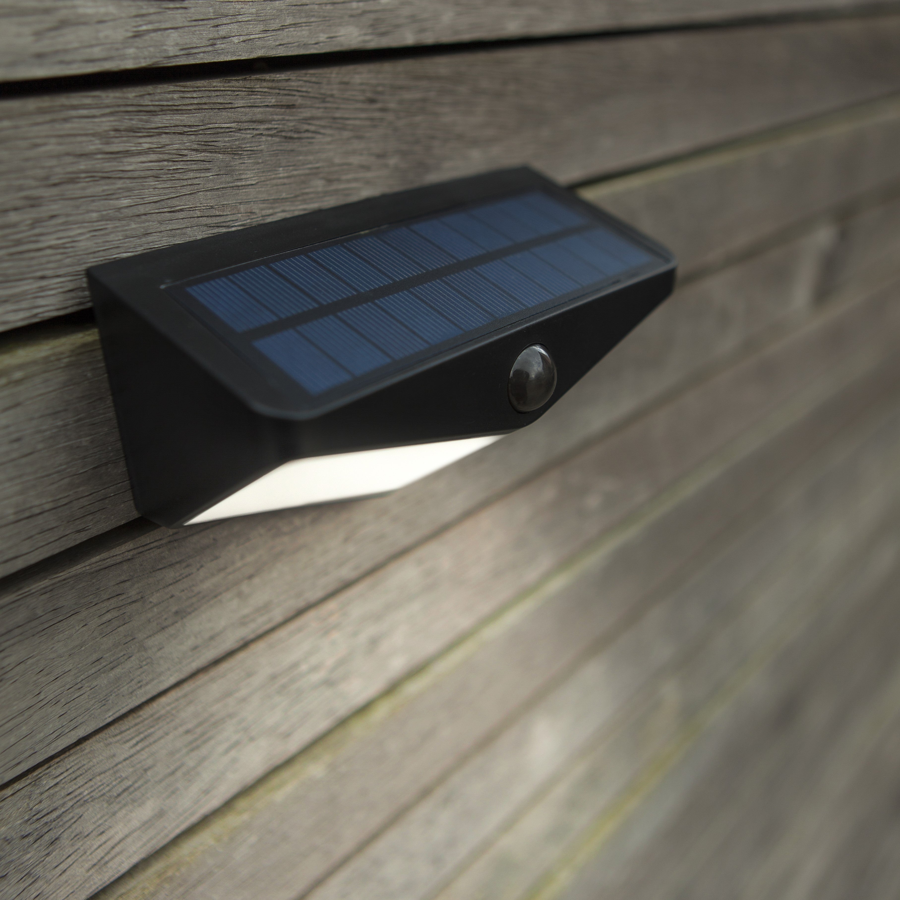 Lutec Wings PIR Outdoor LED Solar Wall Light - Black