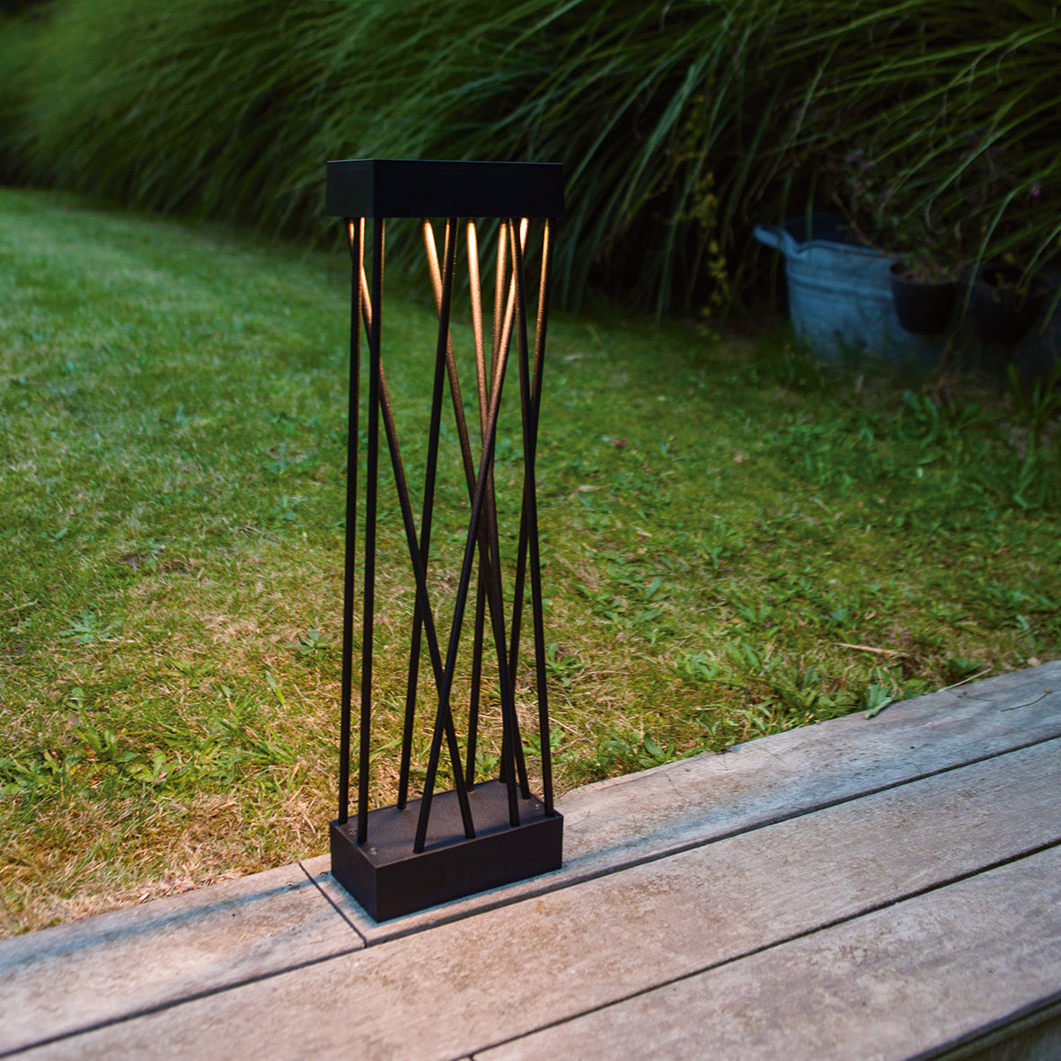 Lutec Spido Solar Integrated LED Black Bollard - With Spike