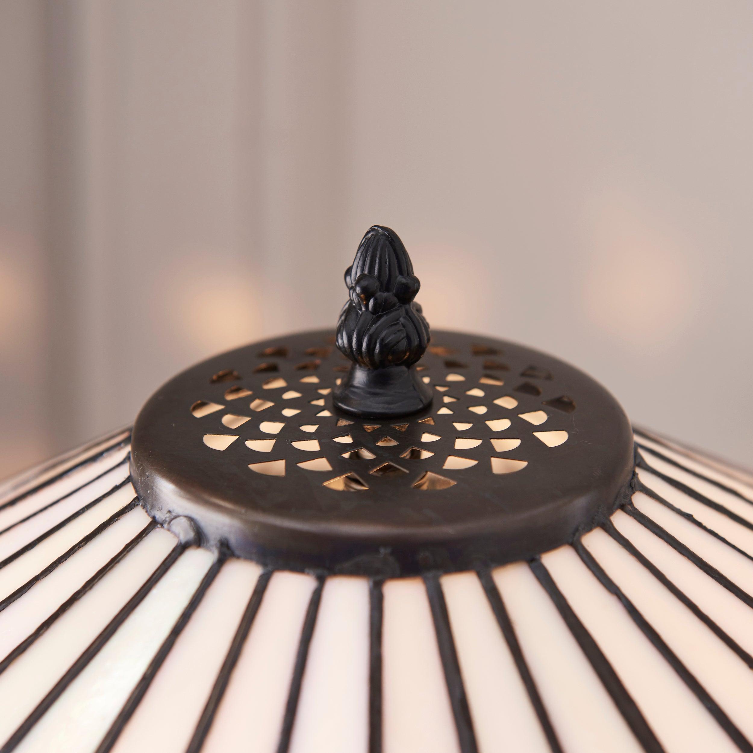 fargo tiffany lamp close fitting image