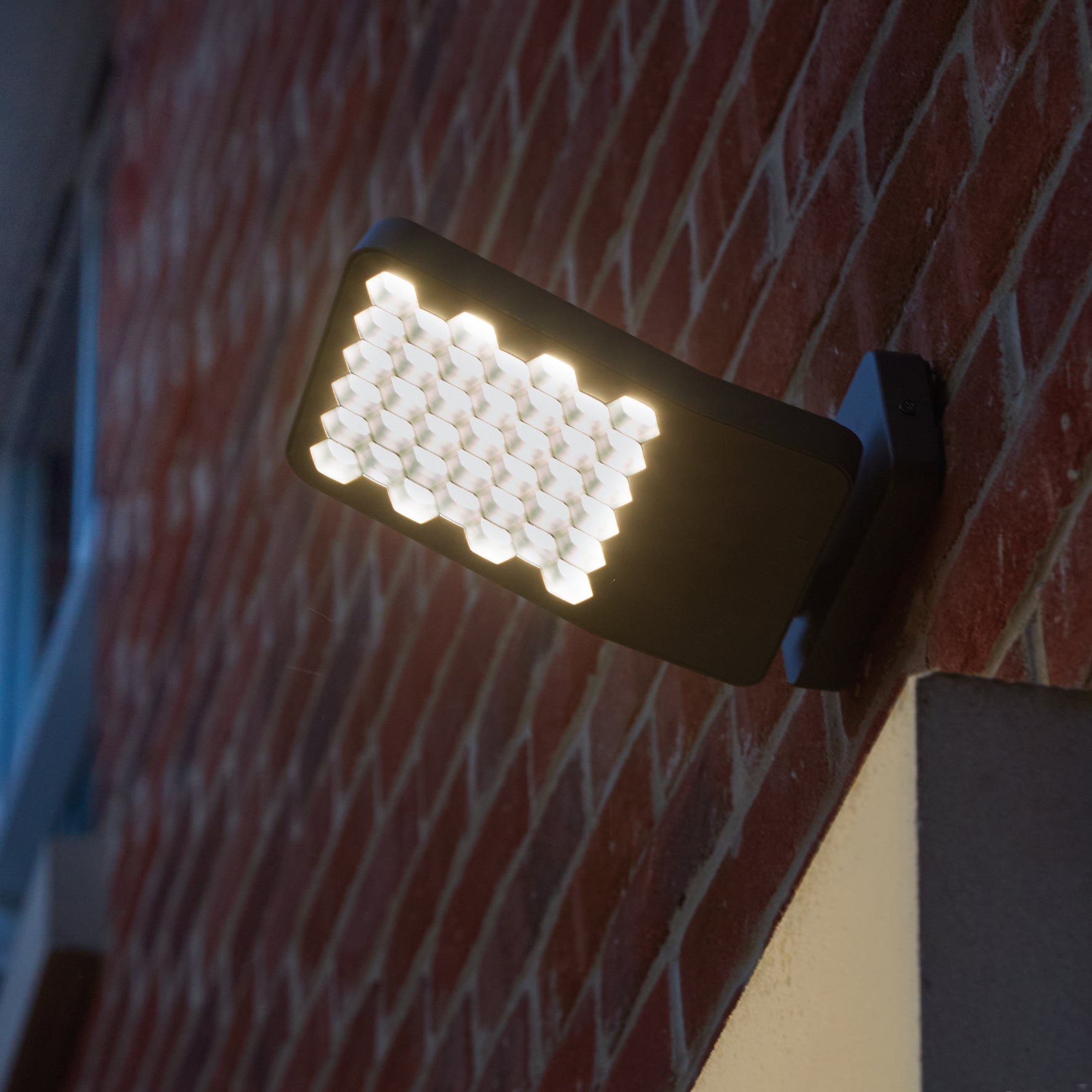 Lutec Atlantis Dark Grey LED Flood Light 13.7W Wall Light - Cool White