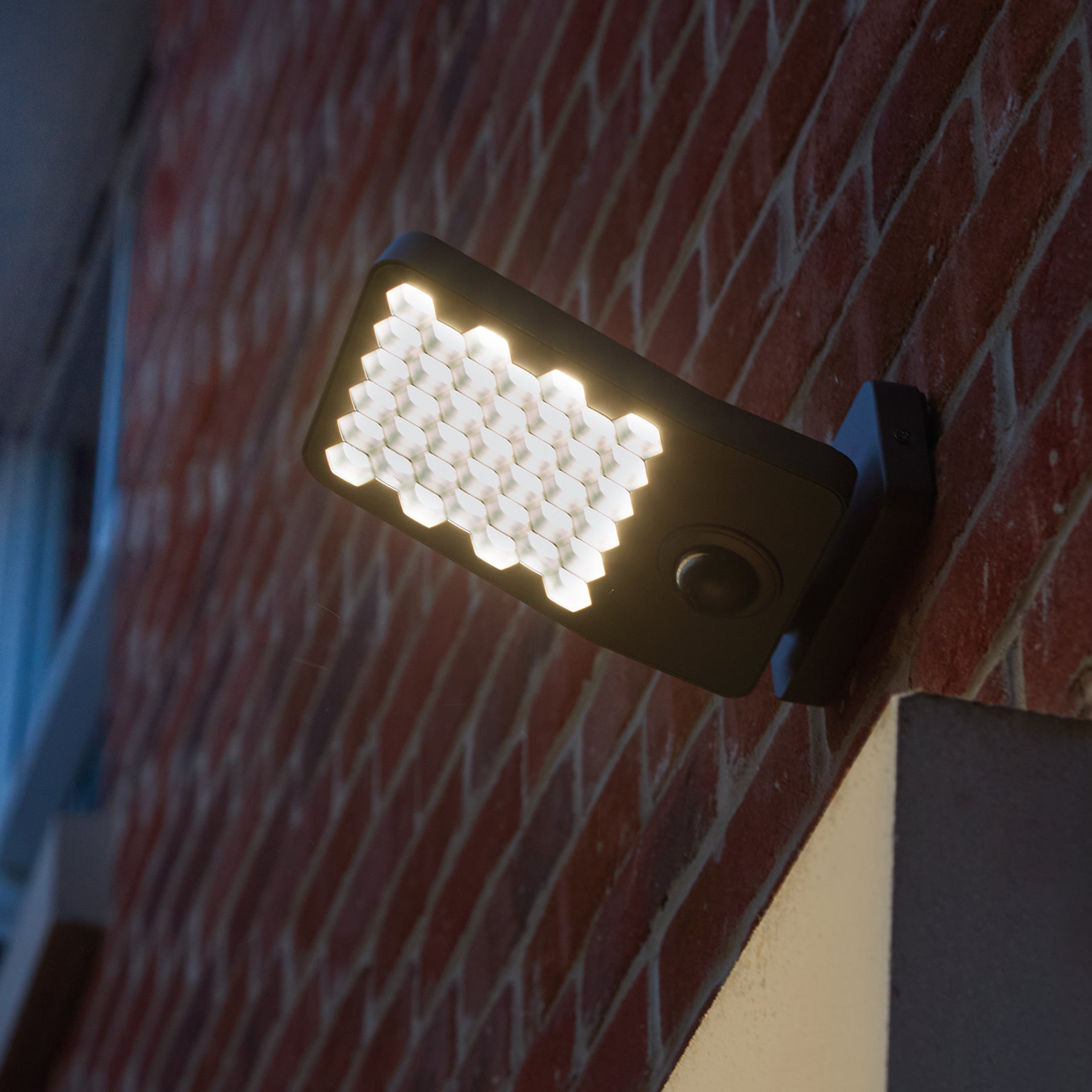 Lutec Atlantis Dark Grey LED Flood Light 14W Cool White - PIR