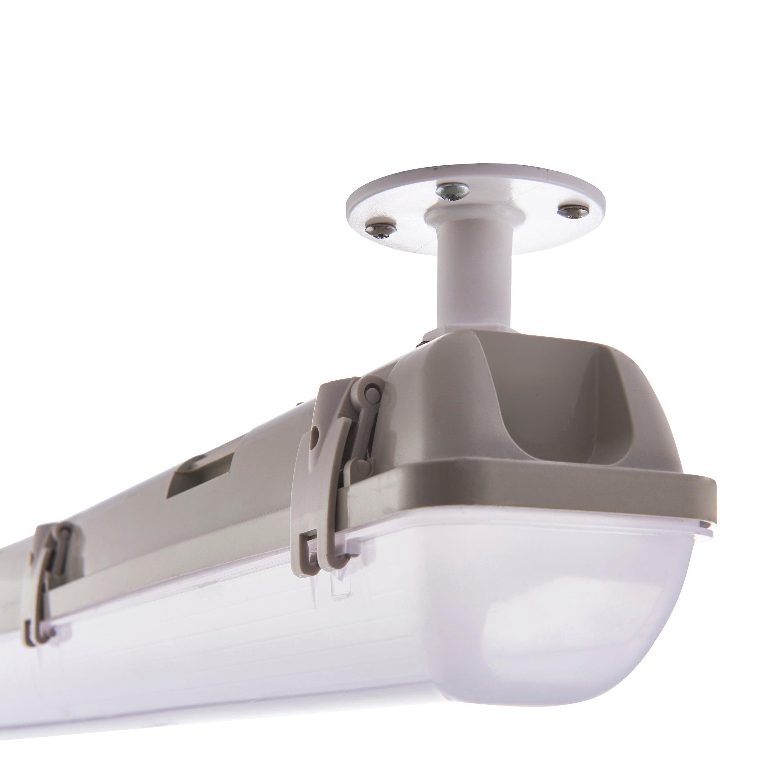 led anti corrosive batten besa accessory ip65 by saxby lighting, close up image 42