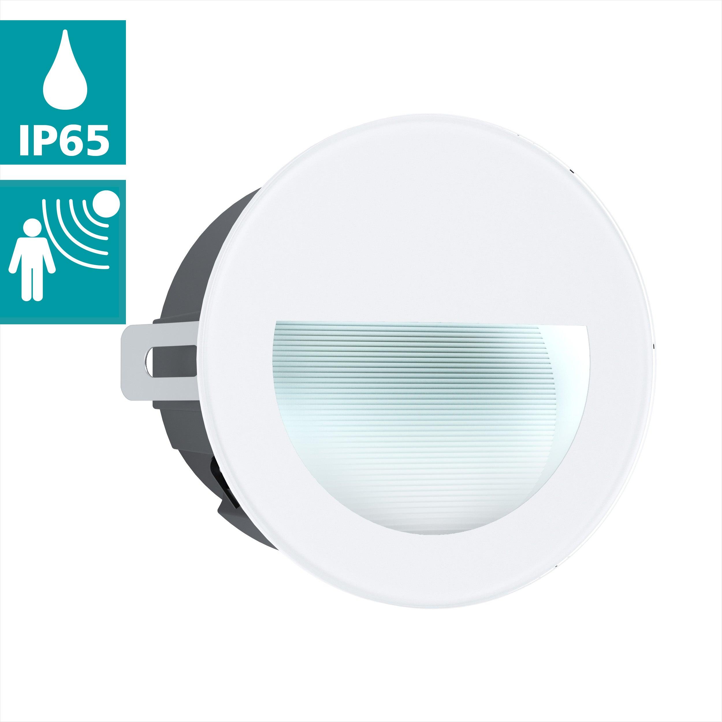 eglo aracena round white ip65 outdoor recessed wall light living room close up