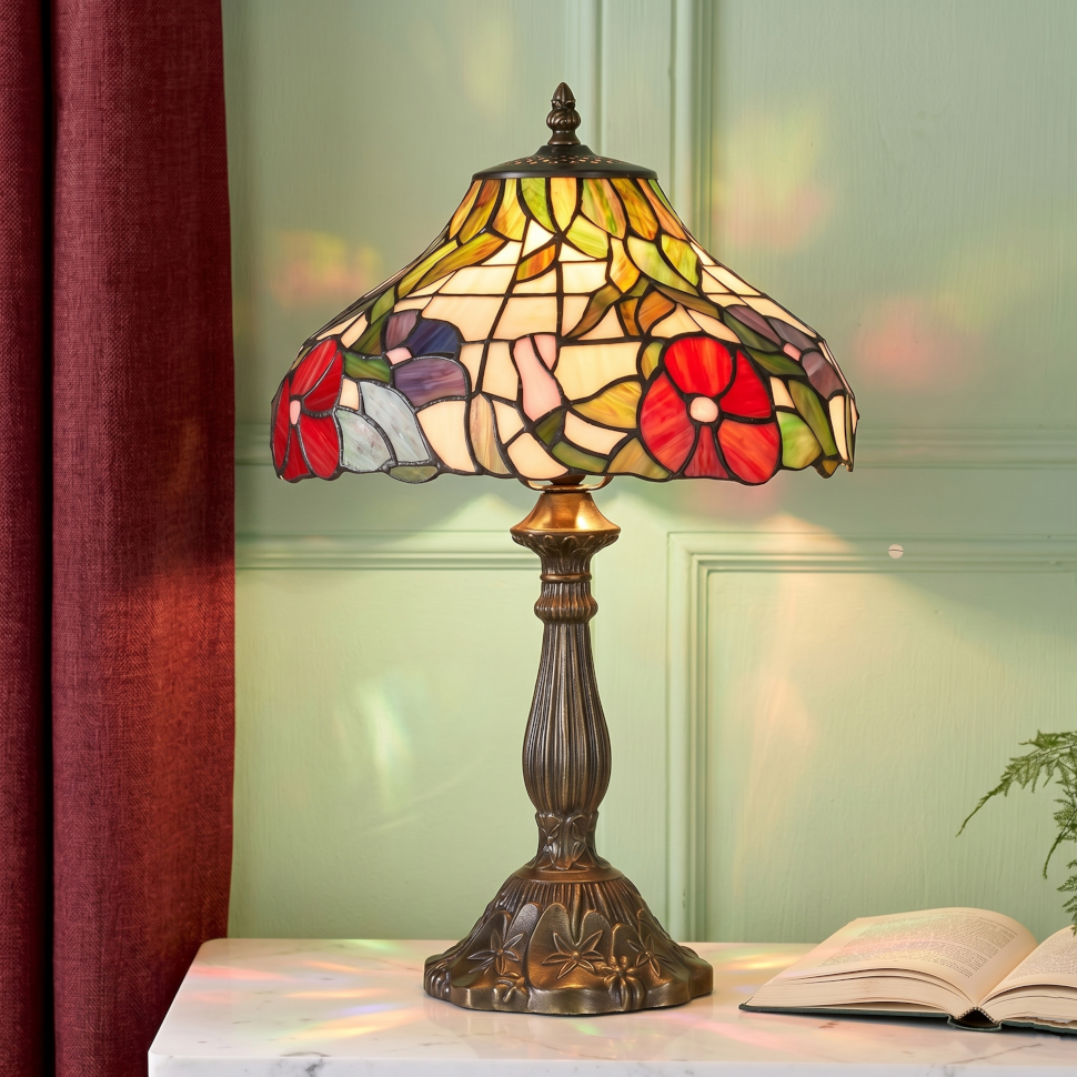 Oaks Lighting Peonies Tiffany Table Lamp