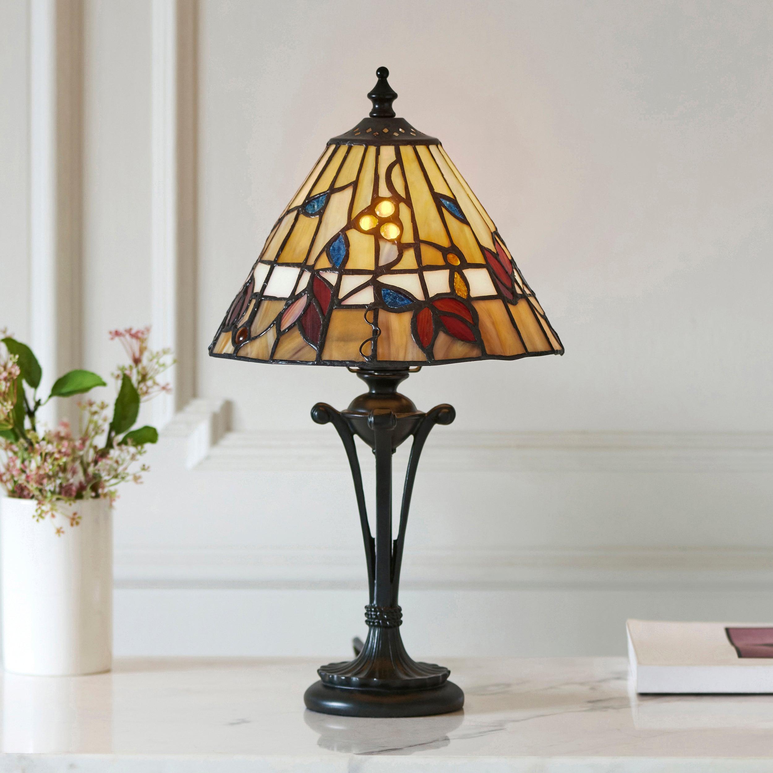 berwood tiffany bedside lamp close fitting image