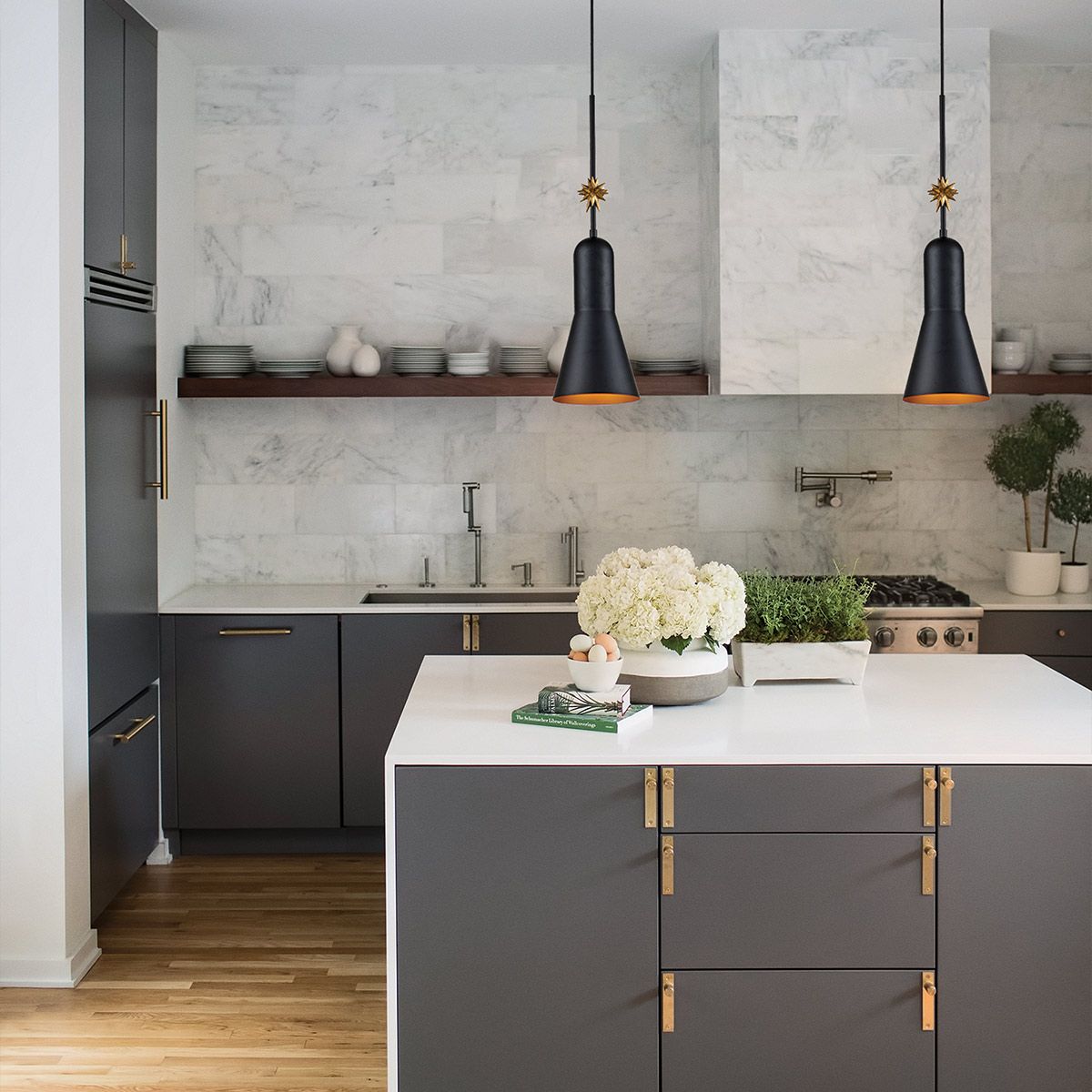 Etoile Matte Black and Gold Leaf Medium Ceiling Pendant Light