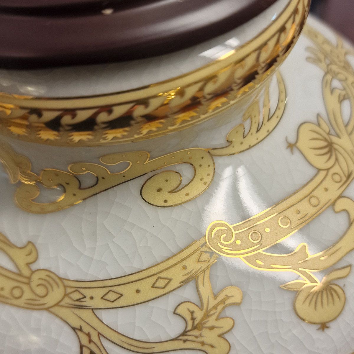 Gold Thistle 1 Light Ceramic Table Lamp
