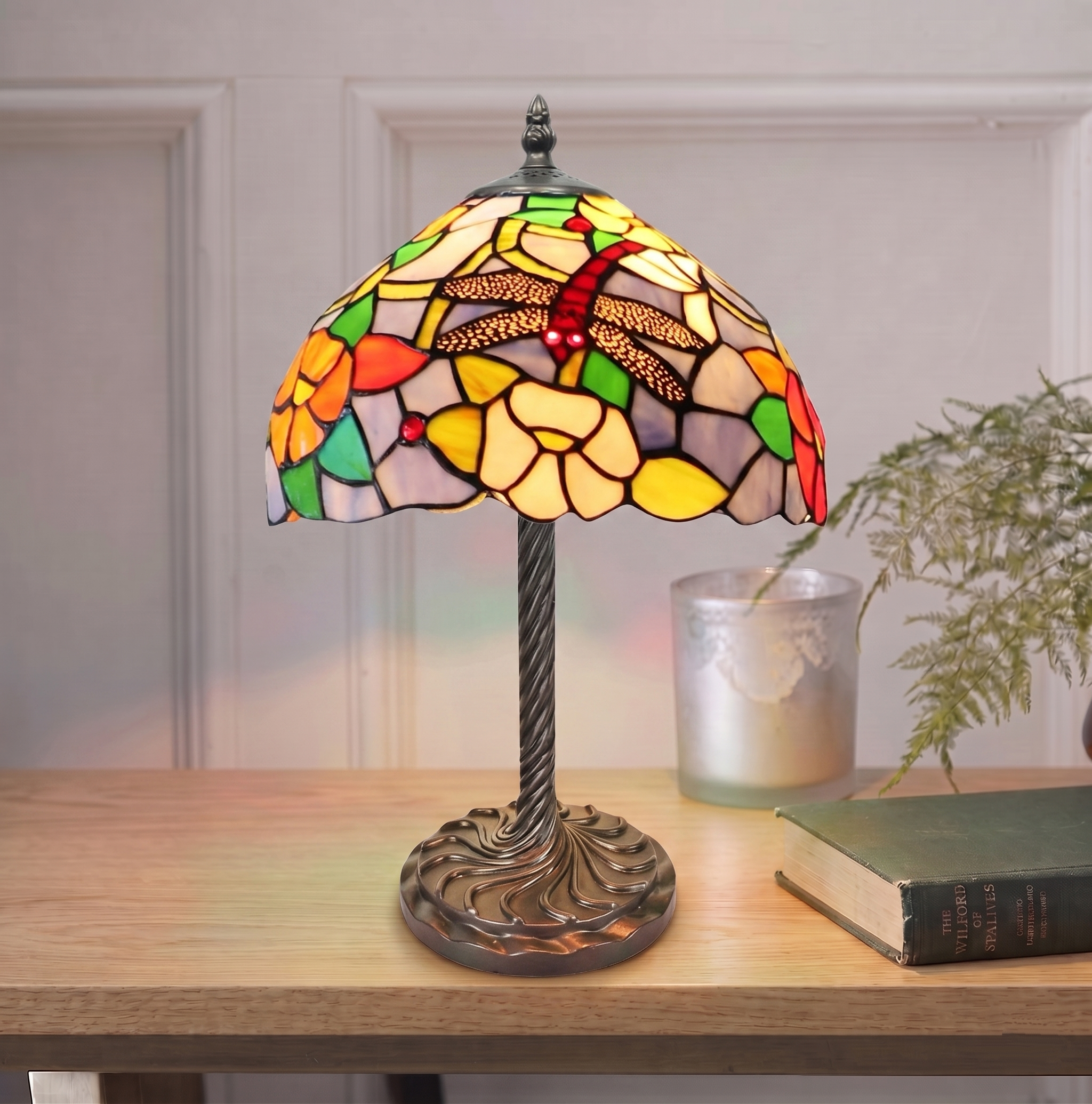 Minster Keswick Tiffany 10" Dragonfly Table Lamp