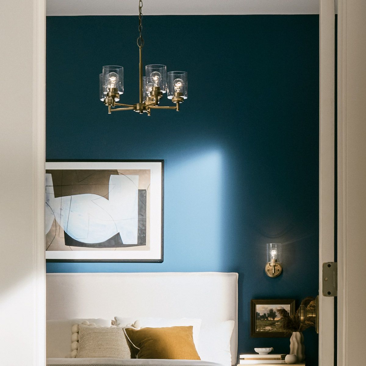 Kichler Winslow 5 Light Brass Chandelier