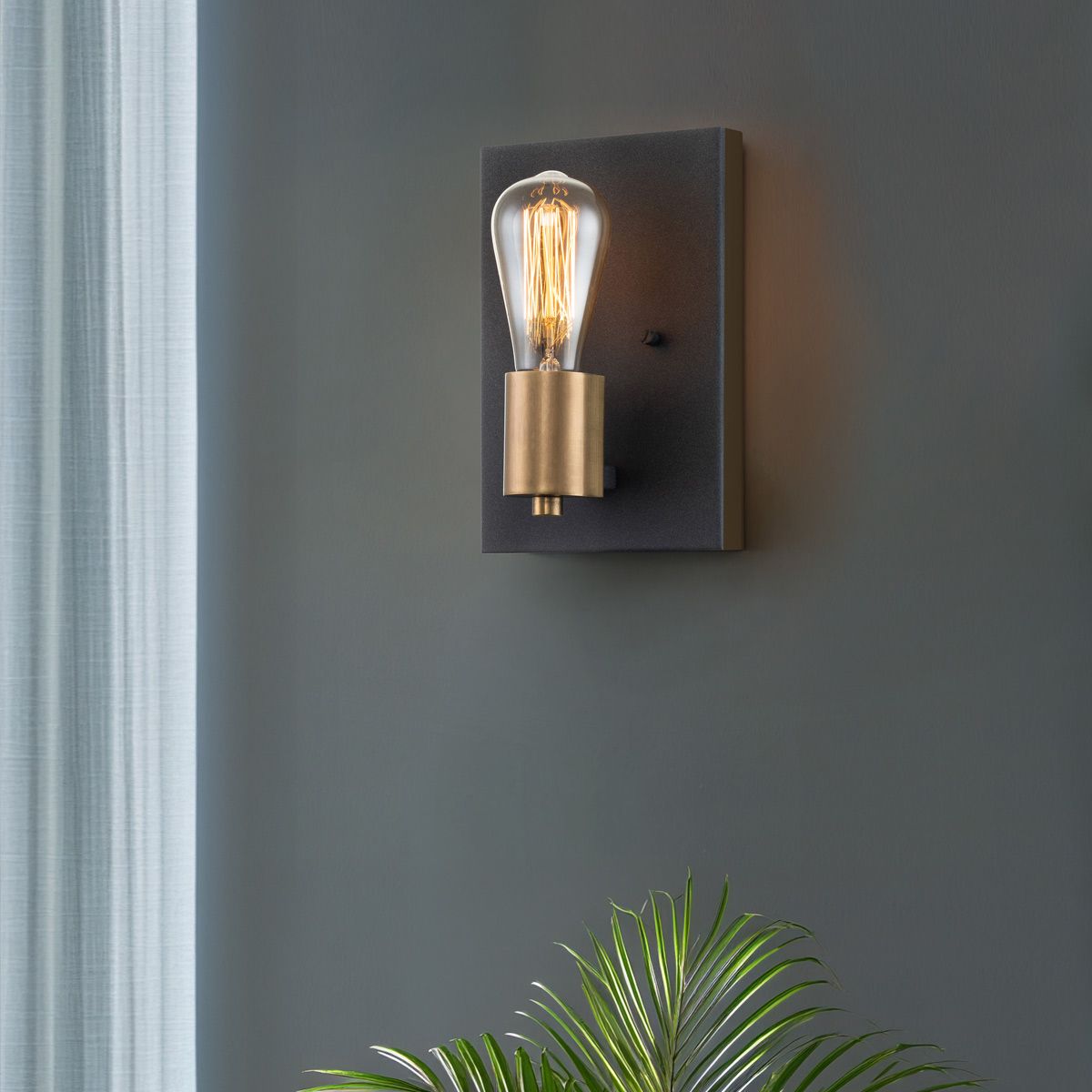 Silas 1 Light Zinc Wall Light
