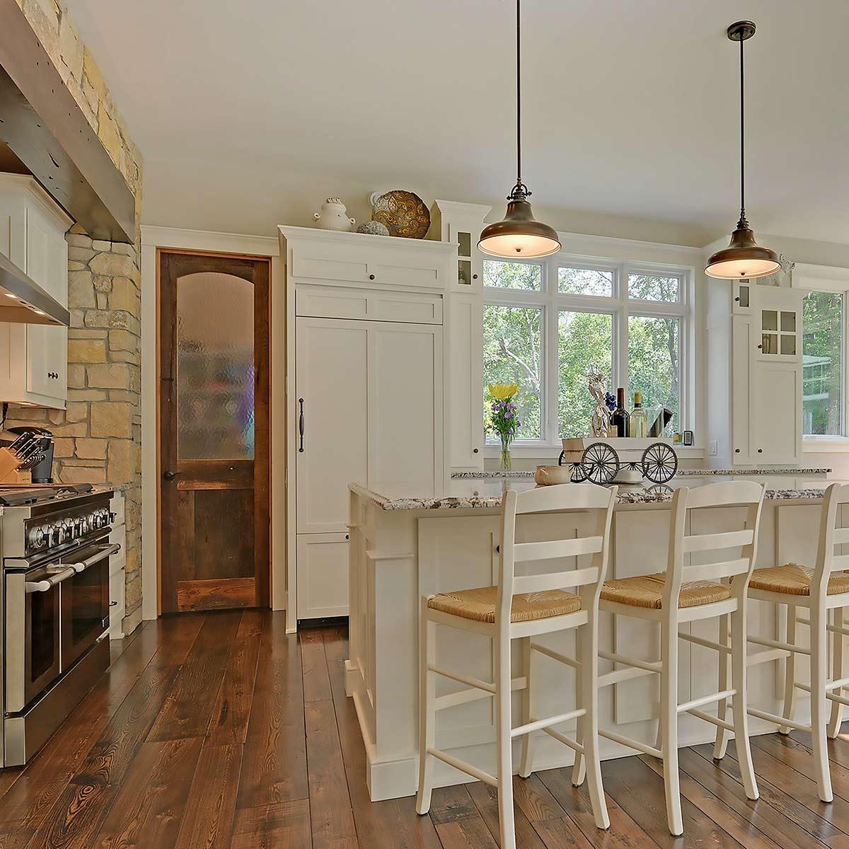 Quoizel Emery 1 Light Medium Brass Ceiling Pendant Light