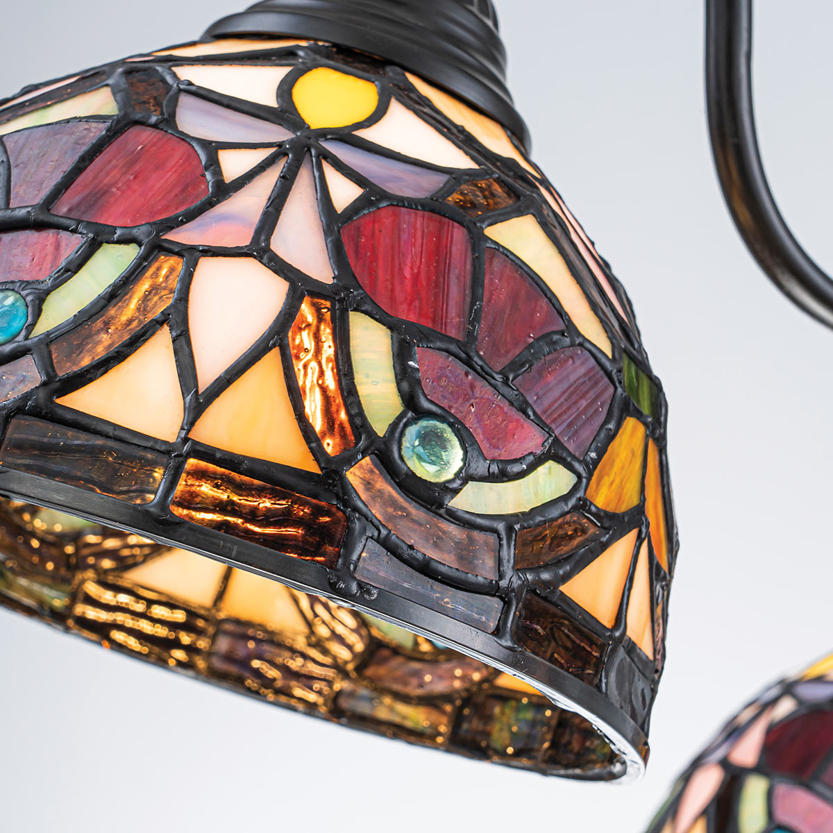 Quoizel Larissa Tiffany 3 Light Ceiling Chandelier