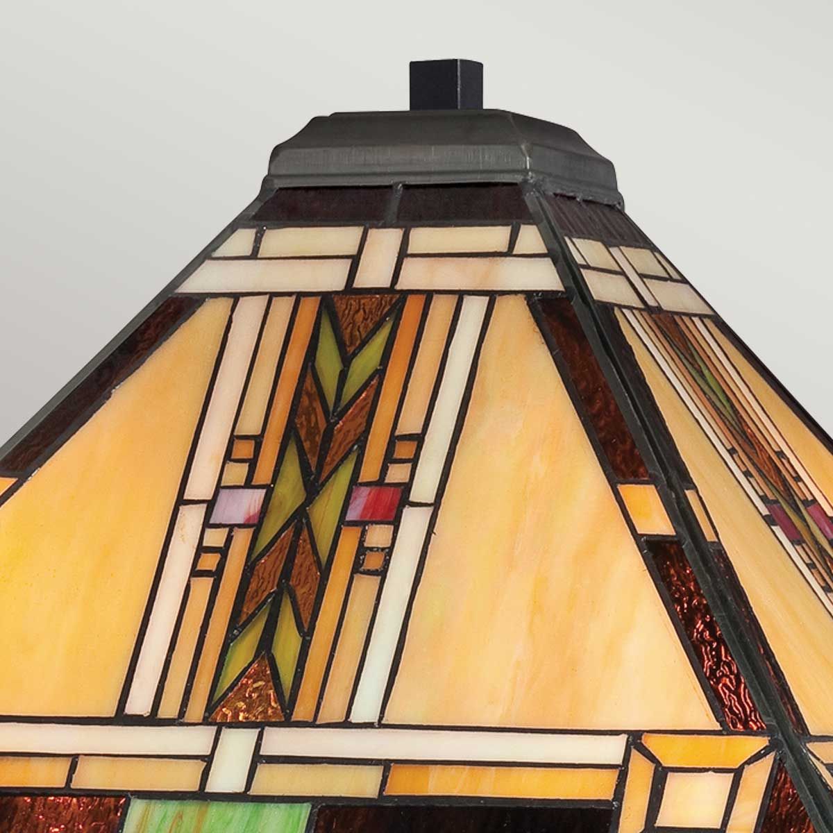Quoizel Navajo Tiffany Table Lamp