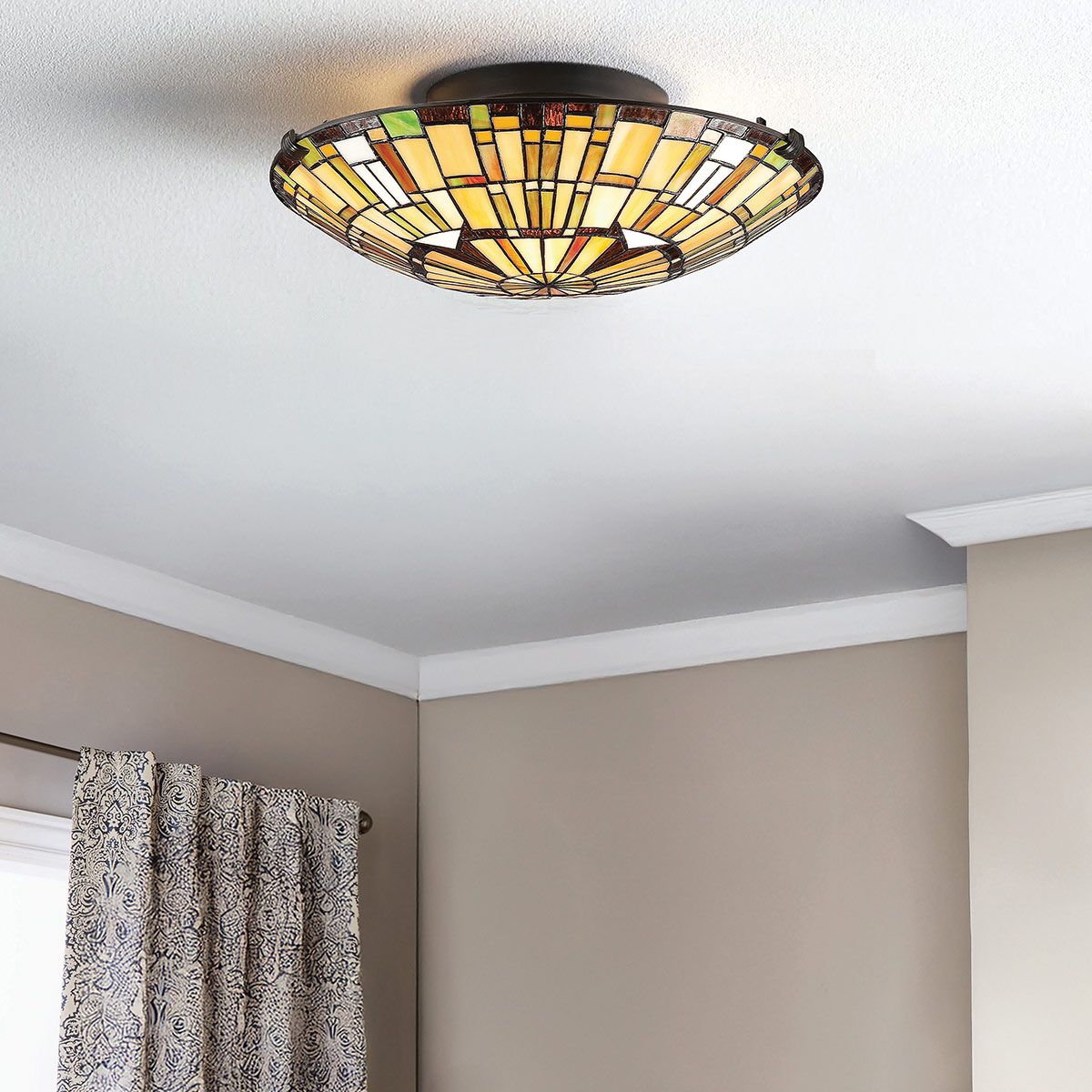 Quoizel Reed Tiffany Flush Ceiling Light