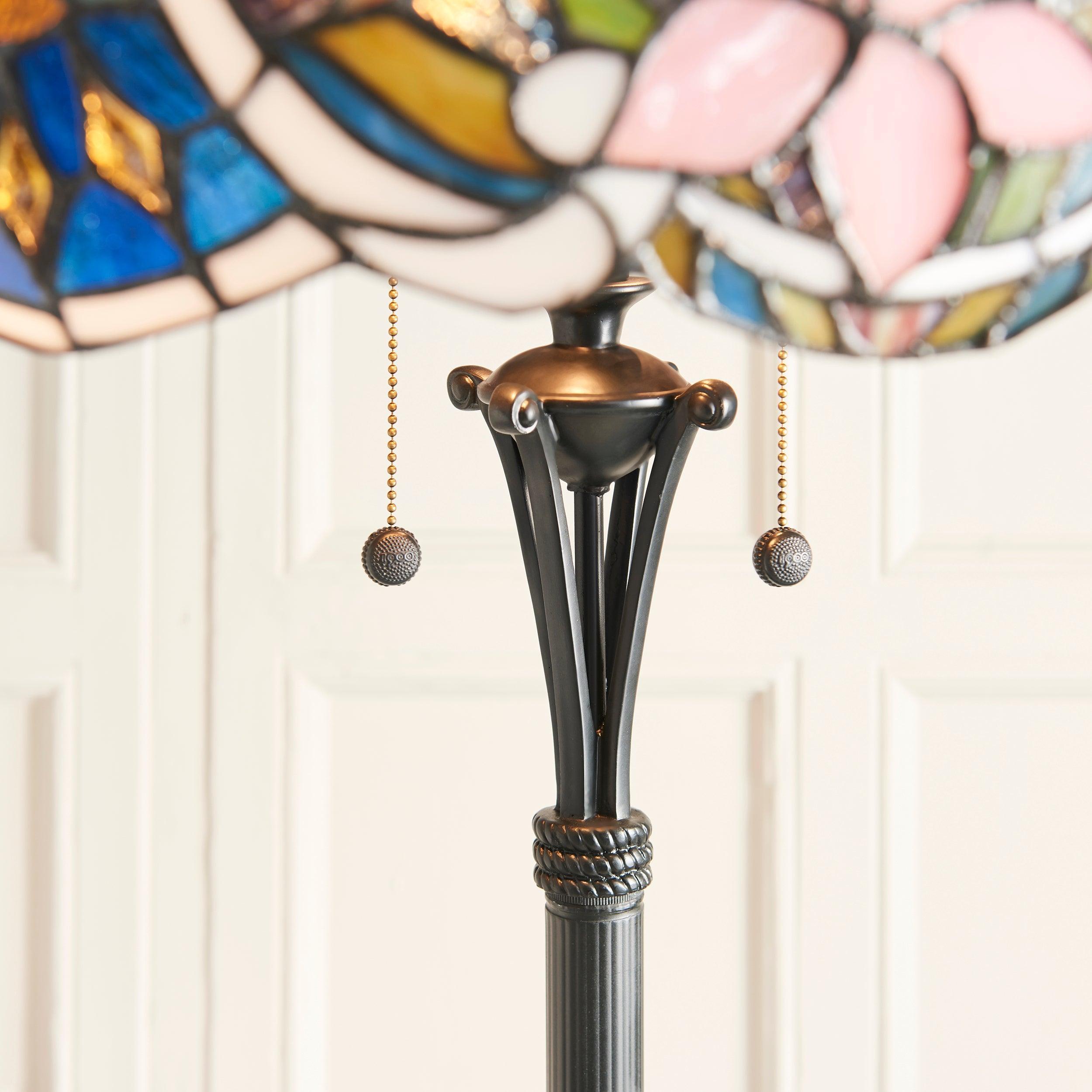 sullivan tiffany floor lamp close fitting image