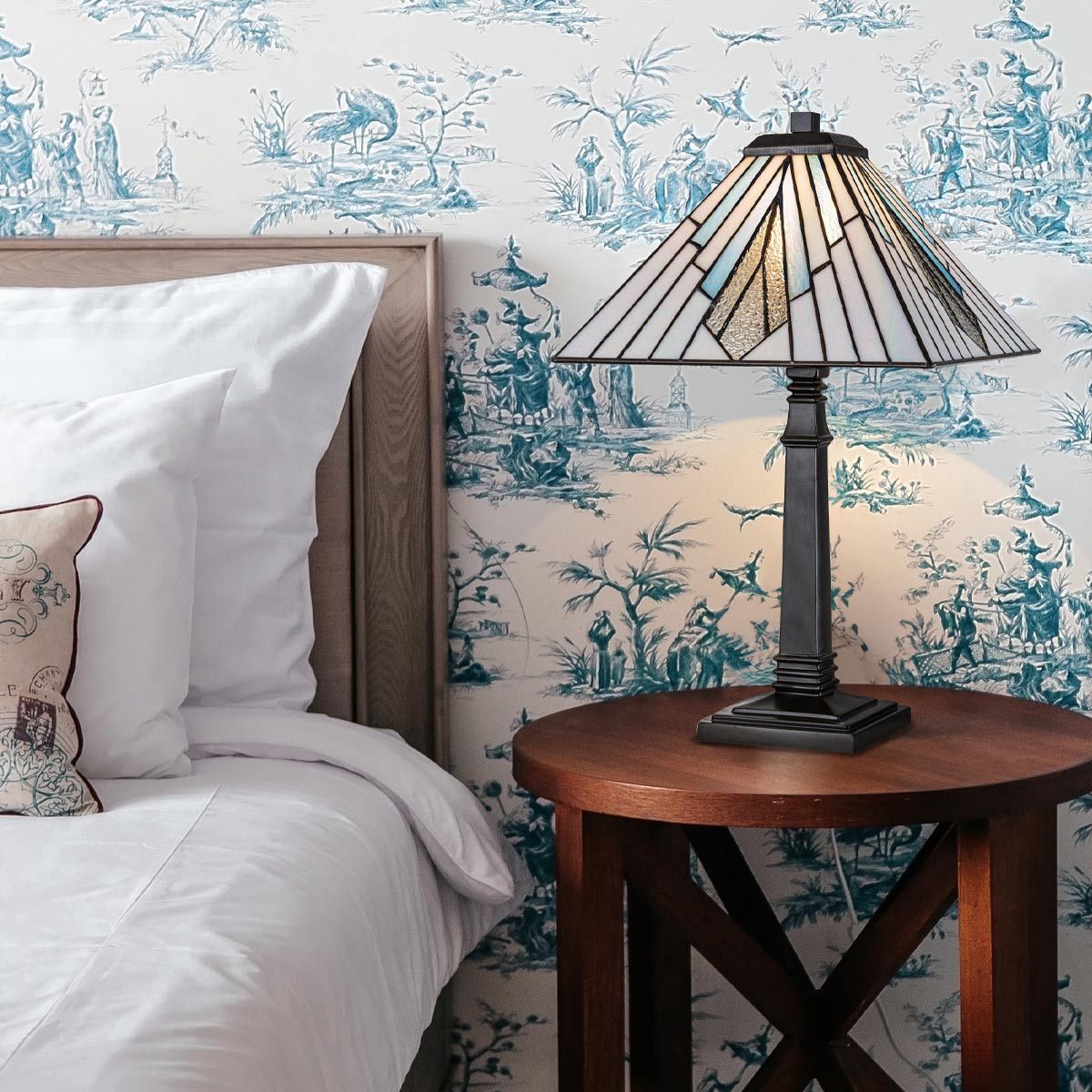 Alderley Large Tiffany Table Lamp