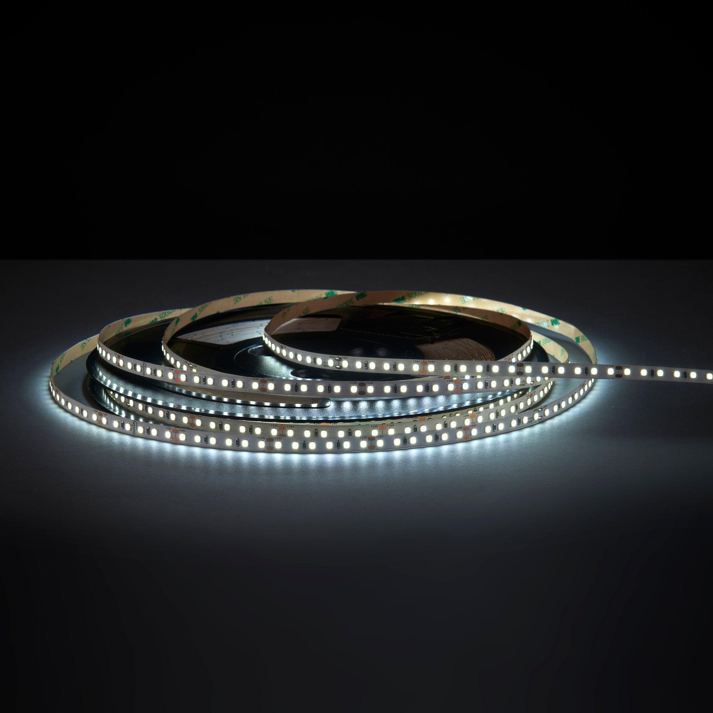 orion20 led 6000k 9 6w m 30m 288w led flexible strip light by saxby lighting, close up image 151