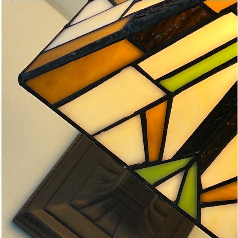 joy tiffany table lamp tiffany lighting direct Living room lighting image