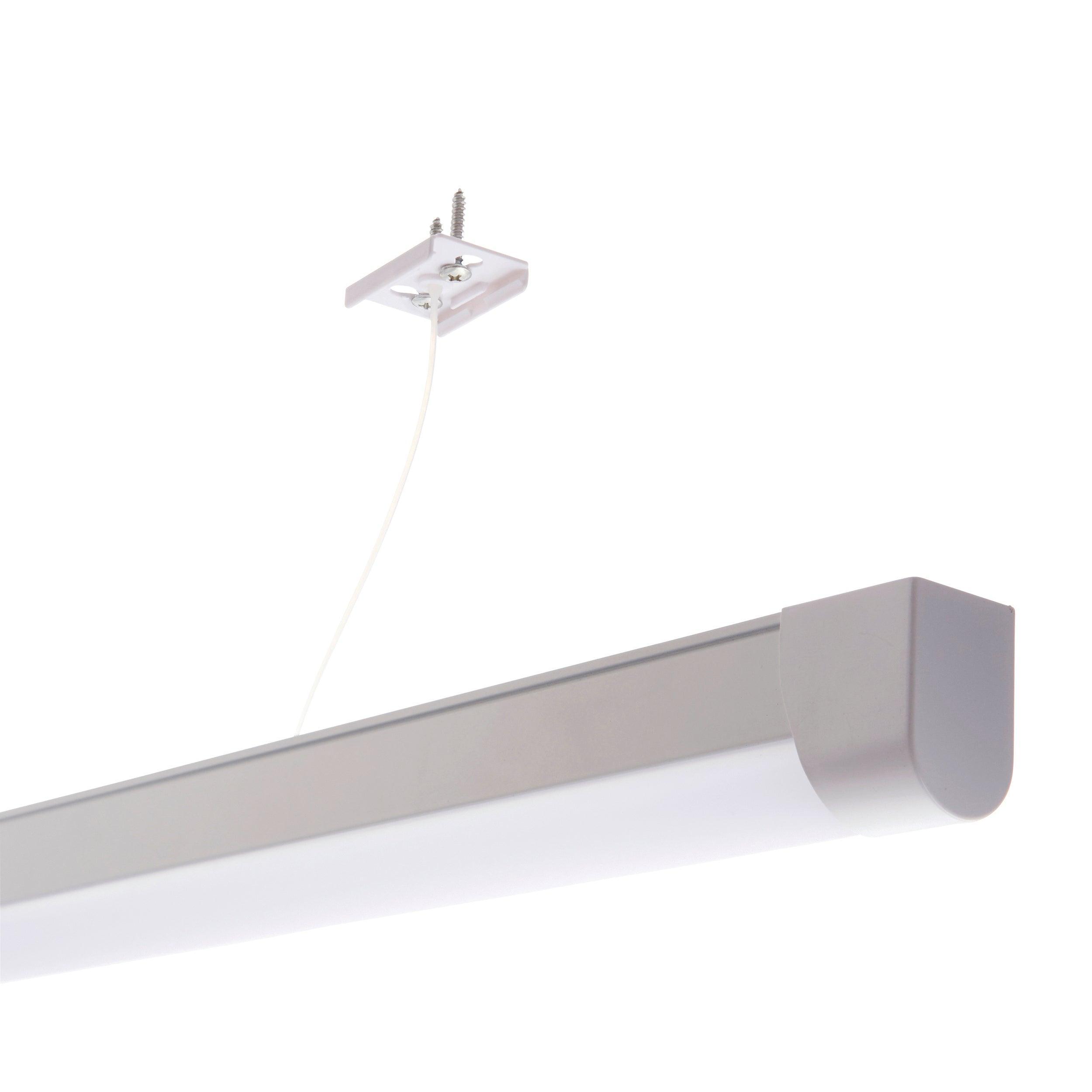 ecolinear 5ft led batten light 22w cool white by saxby lighting, close up image 227