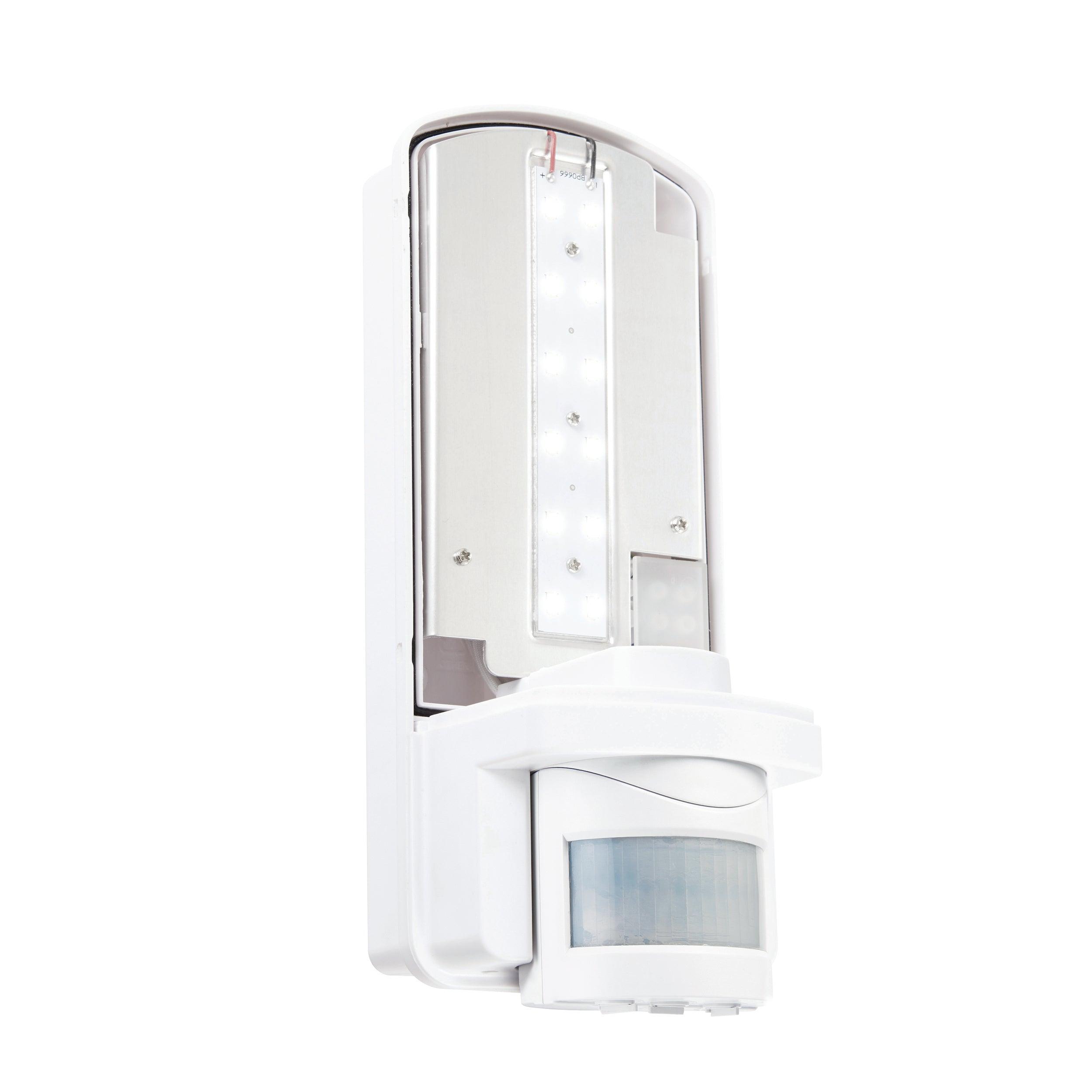 motion led white pir outdoor wall light ip44 6w by saxby lighting, close up image 113