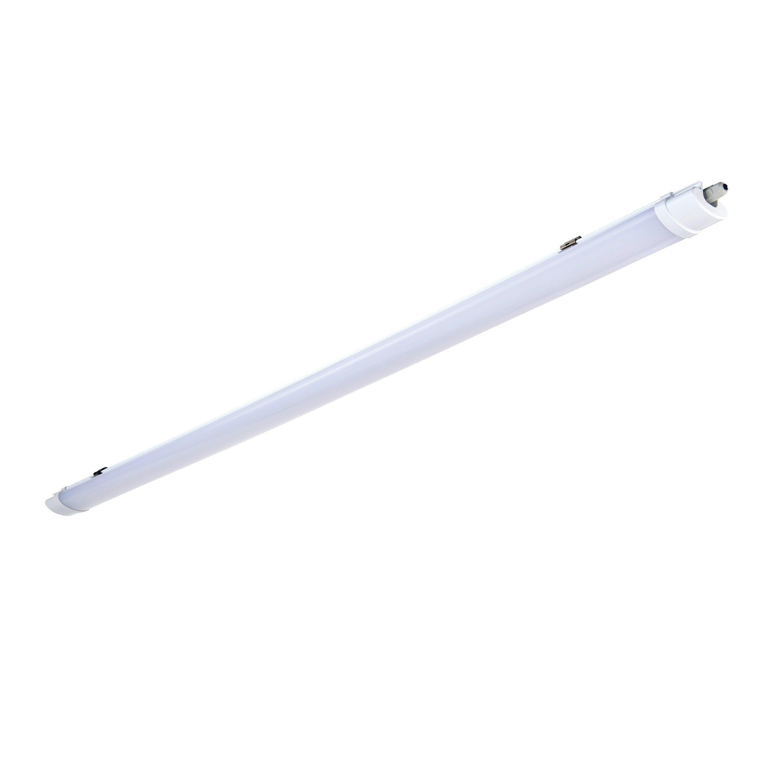reeve connect led batten light 5ft ip65 45wby Saxby Lighting, close up image