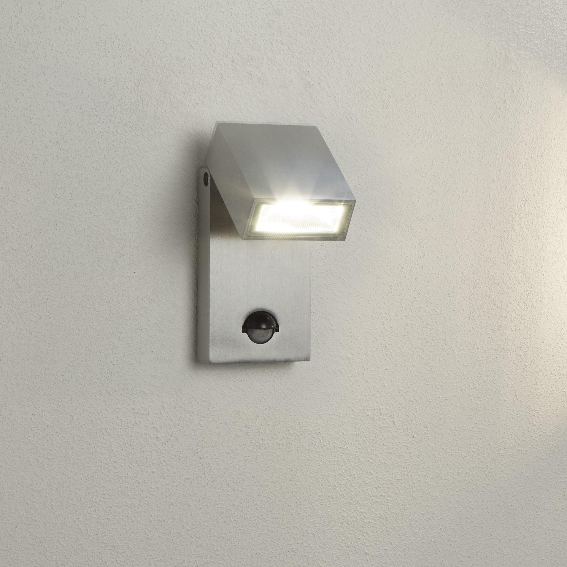 metro led outdoor aluminium down wall light pir by searchlighting lighting, living room image