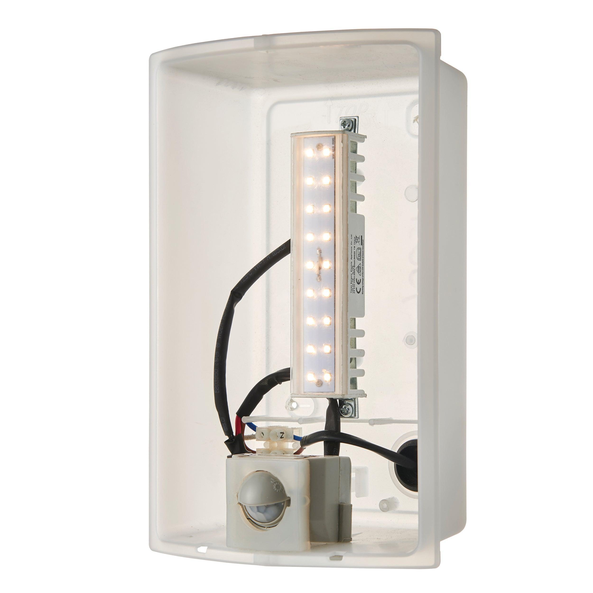 bianco led silver pir sensor outdoor wall ip44 7w by saxby lighting, close up image 157
